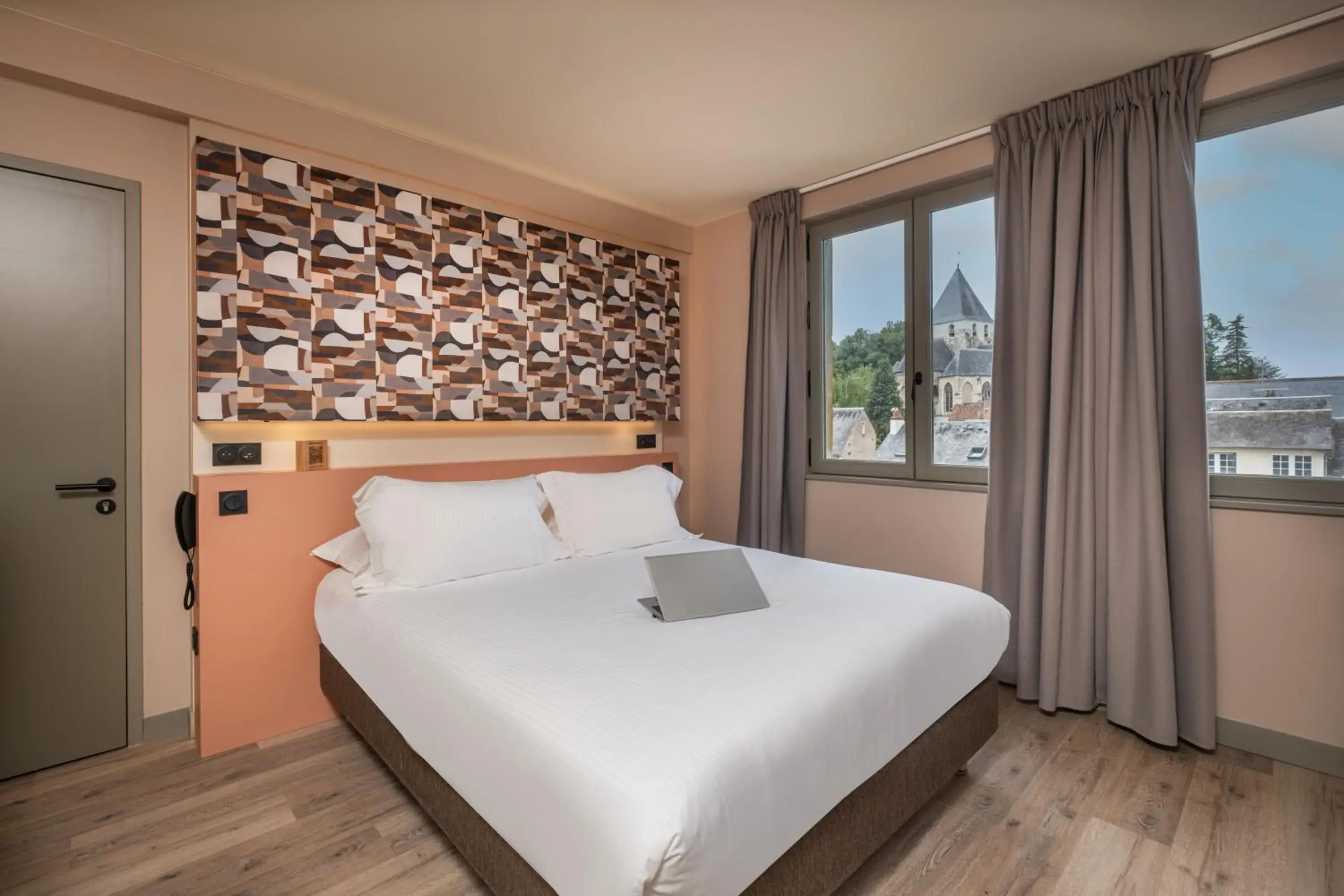 City view, Bed in La Maison Rabelais City view, Bed in La Maison Rabelais