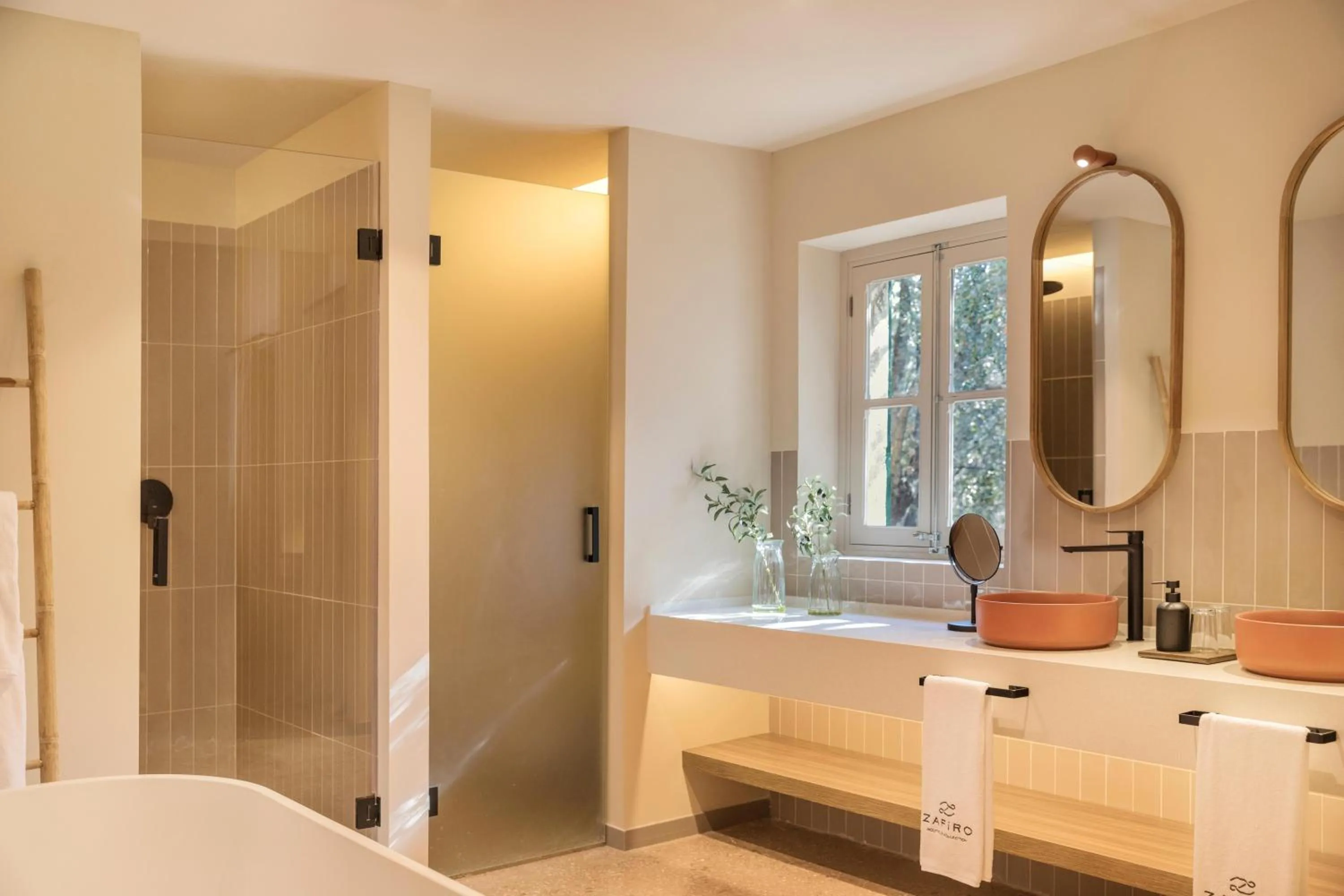 Bathroom in Son Sabater by Zafiro