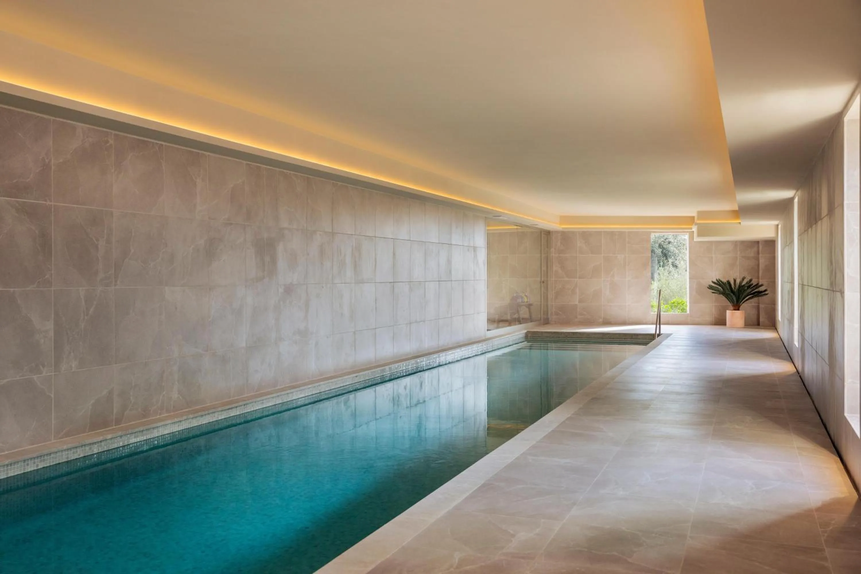 Swimming pool in Son Sabater by Zafiro