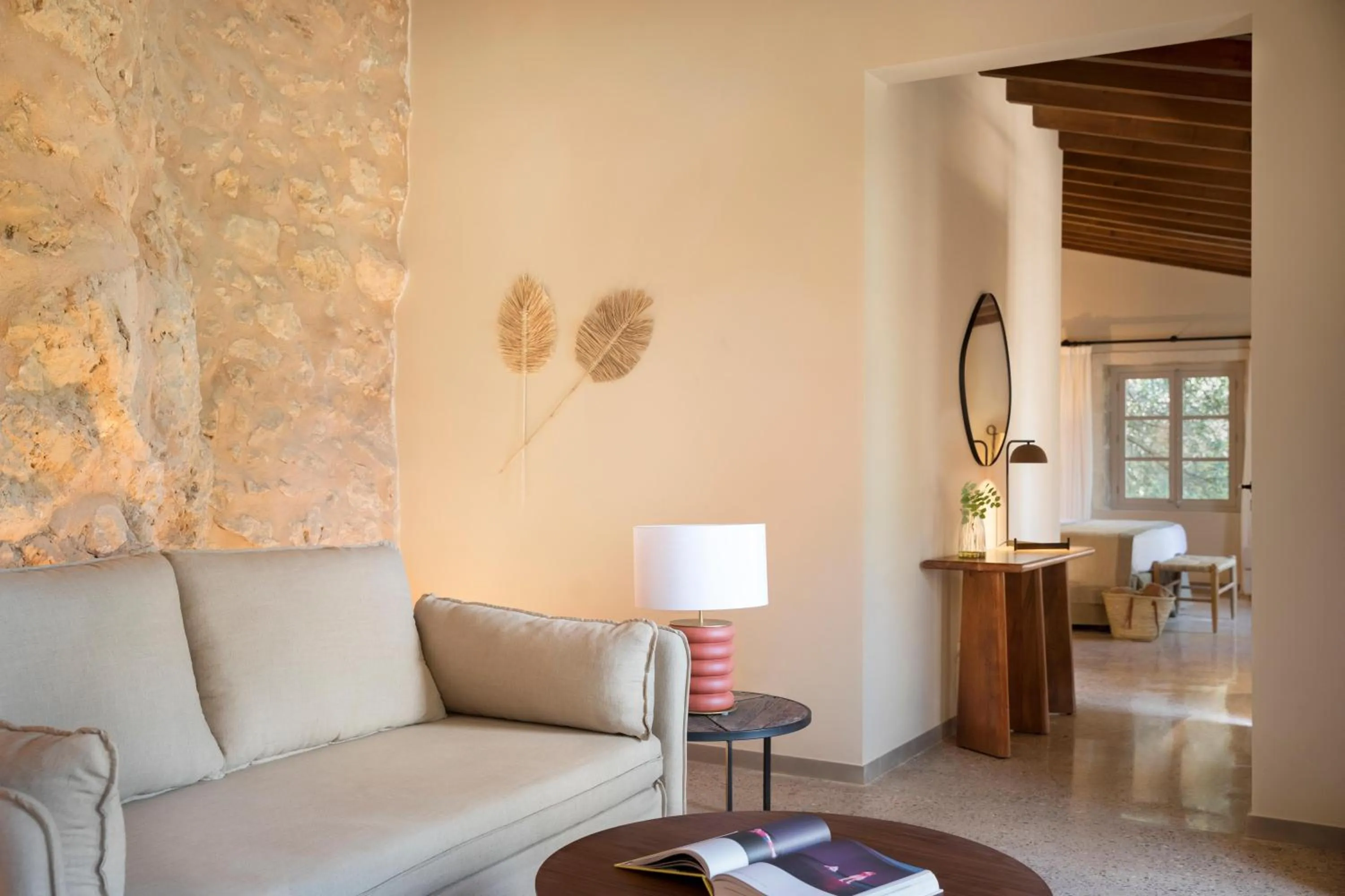 Photo of the whole room in Son Sabater by Zafiro