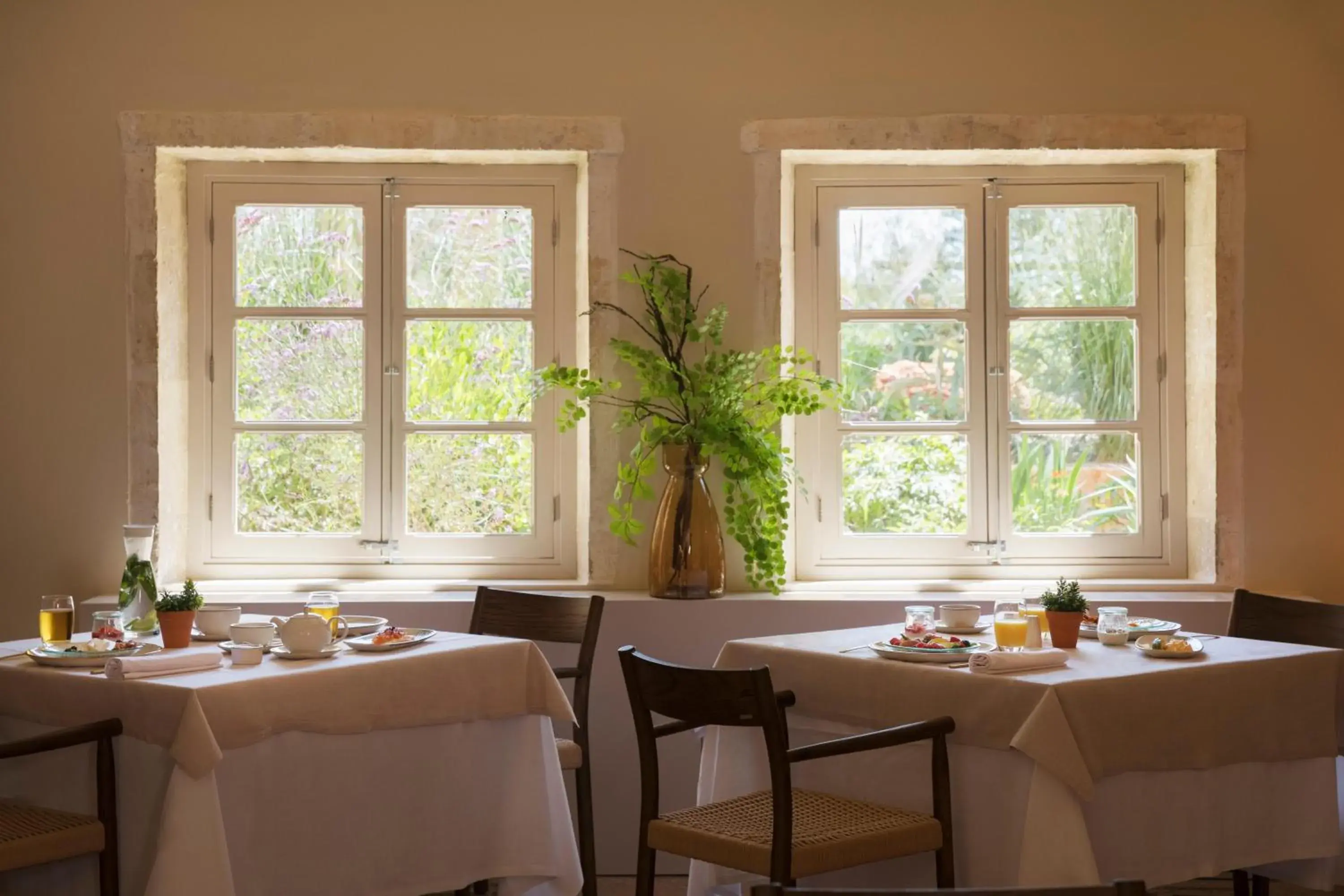 Restaurant/places to eat in Son Sabater by Zafiro Restaurant/places to eat in Son Sabater by Zafiro