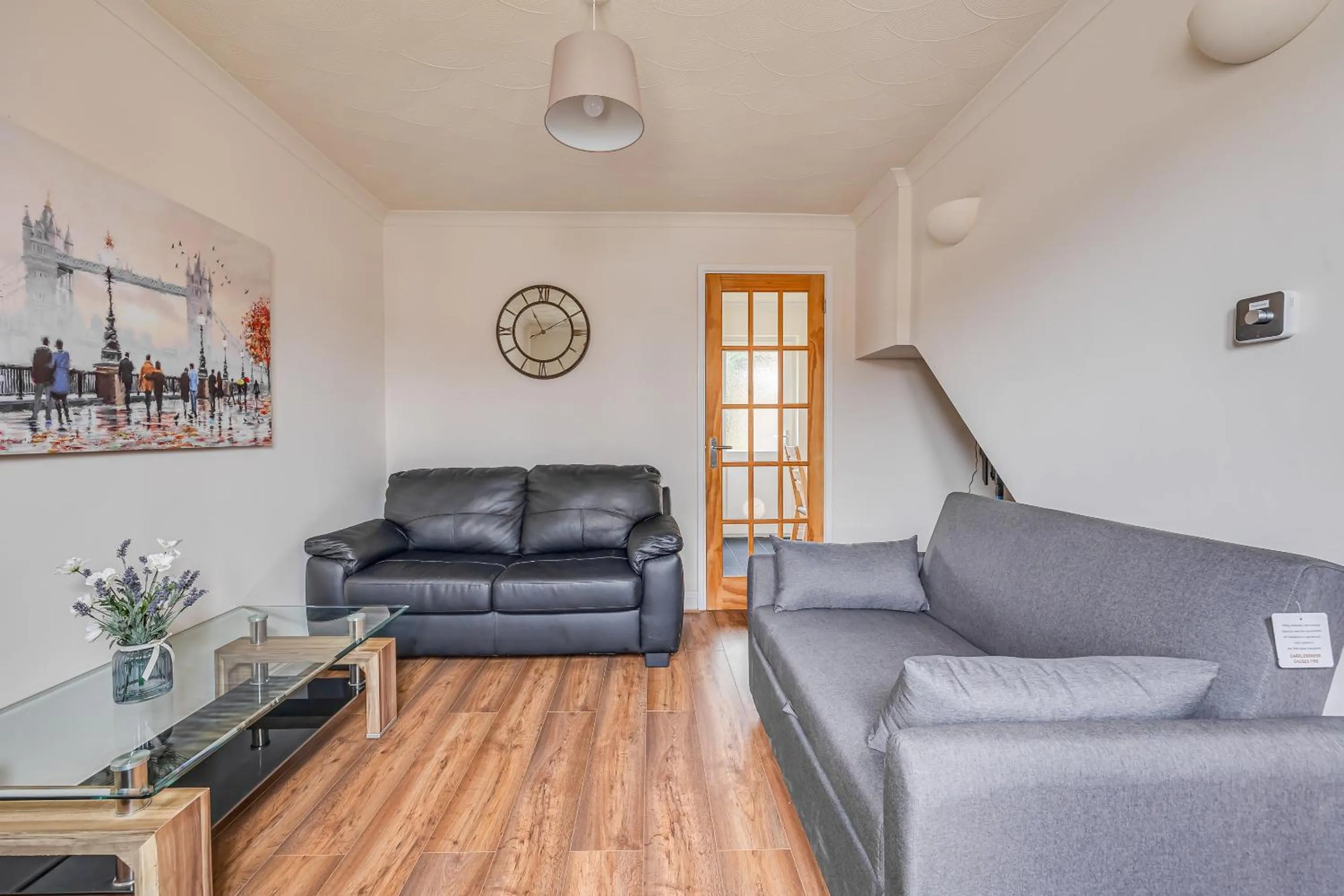 Immaculate Two Bedroom House with Parking