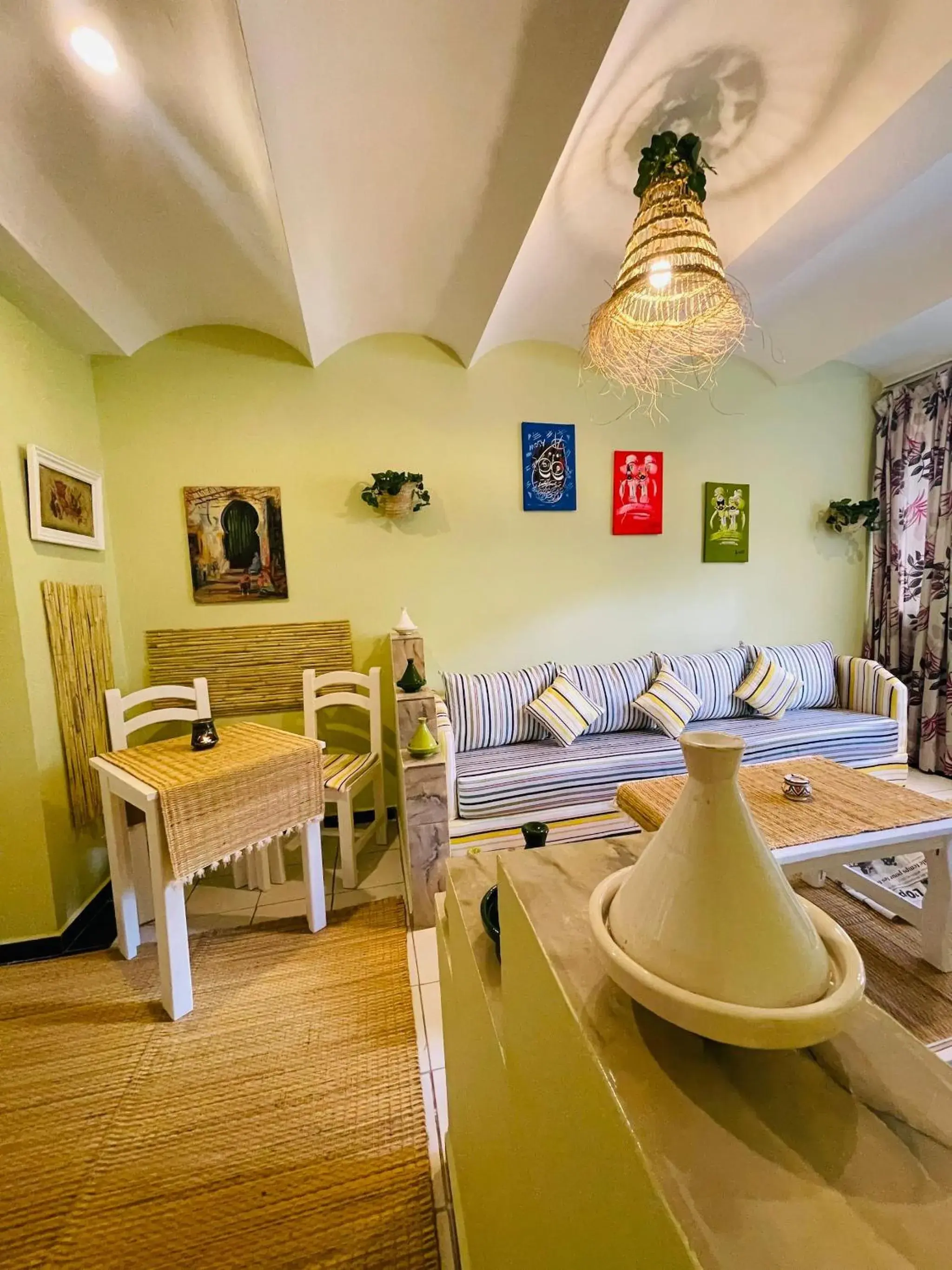 Charming Getaway in Casablanca Maroc, Cozy Home with Thoughtful Amenities Charming Getaway in Casablanca Maroc, Cozy Home with Thoughtful Amenities