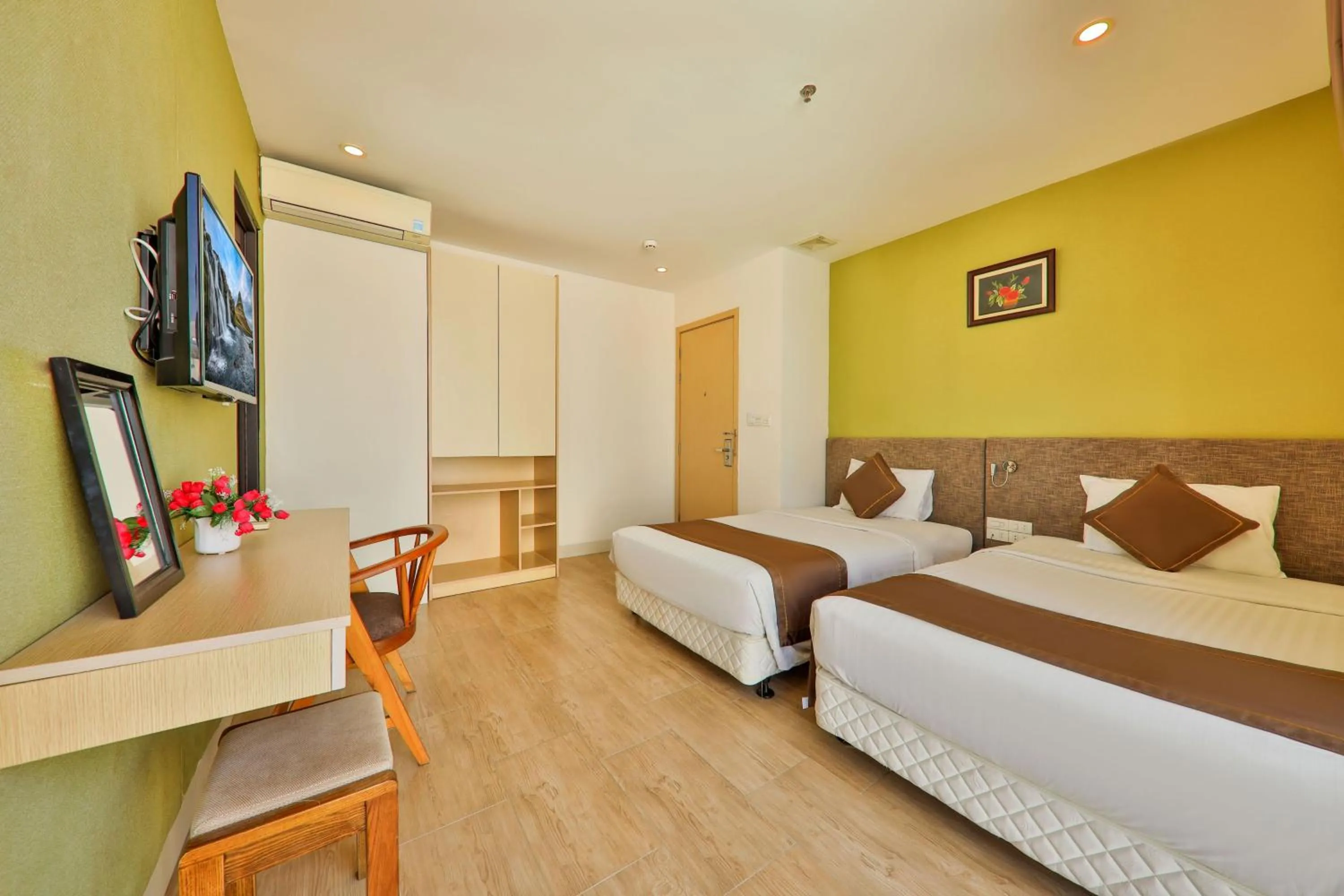 Bed in Daisy Flower Nha Trang