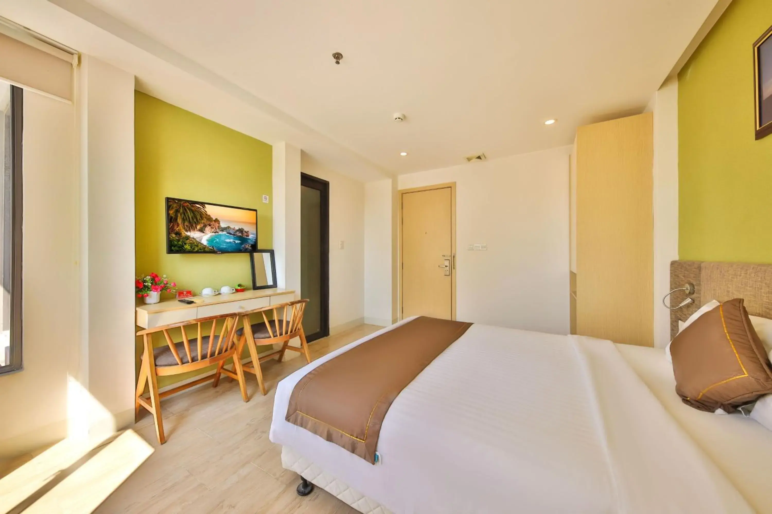 Bed in Daisy Flower Nha Trang Bed in Daisy Flower Nha Trang