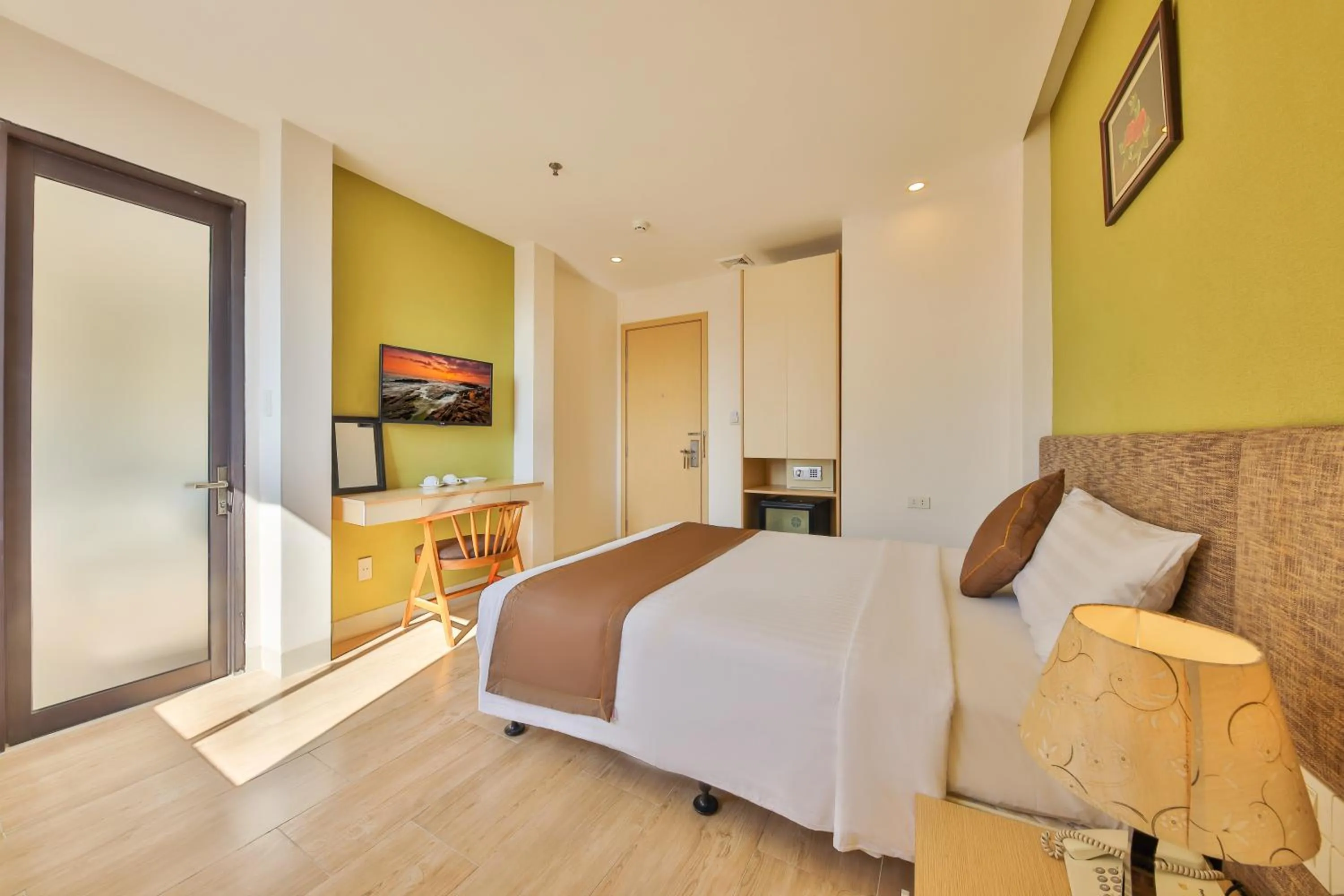 Bed in Daisy Flower Nha Trang