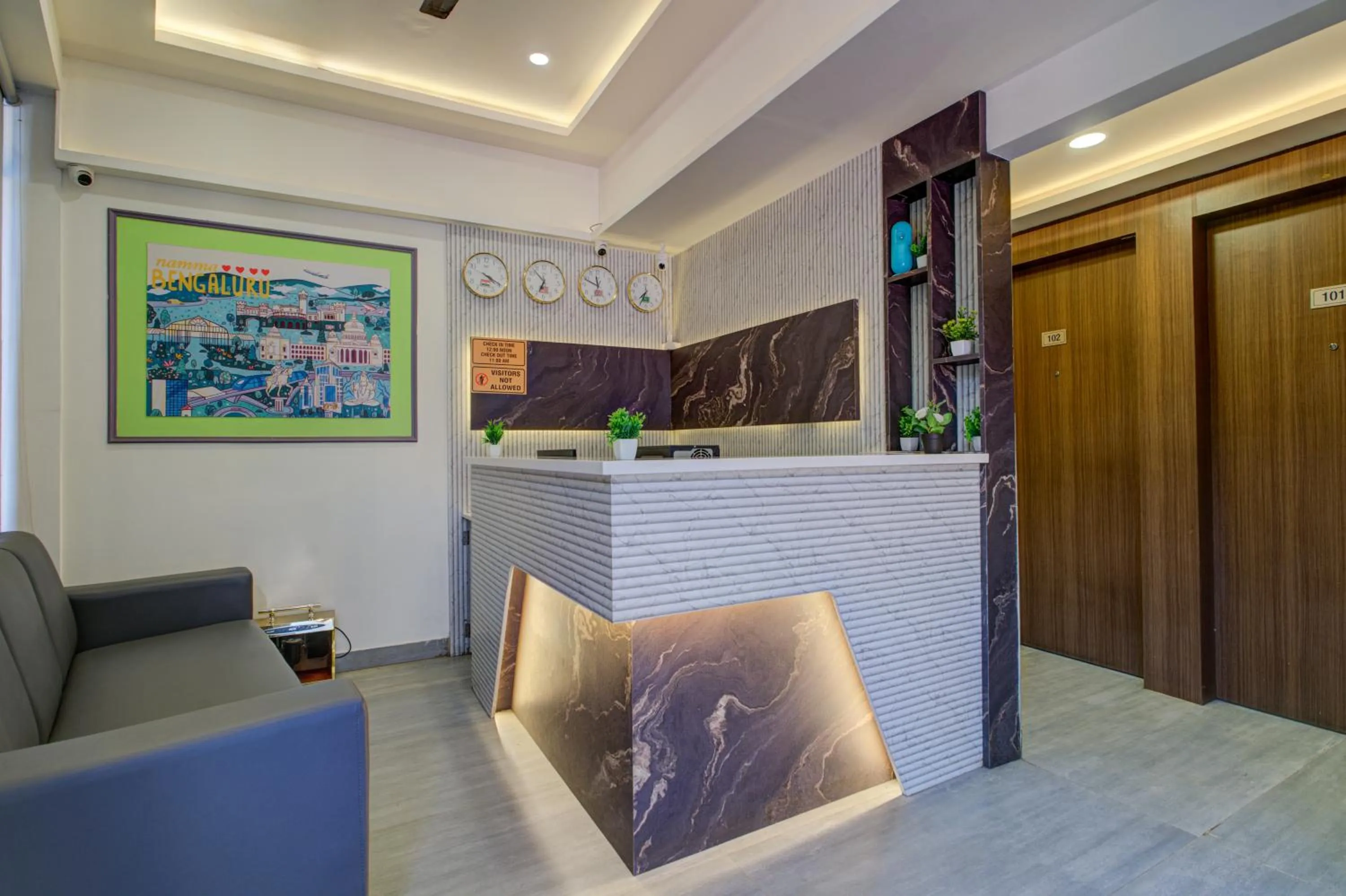 Lobby or reception in Silverkey Hotel Yelahanka