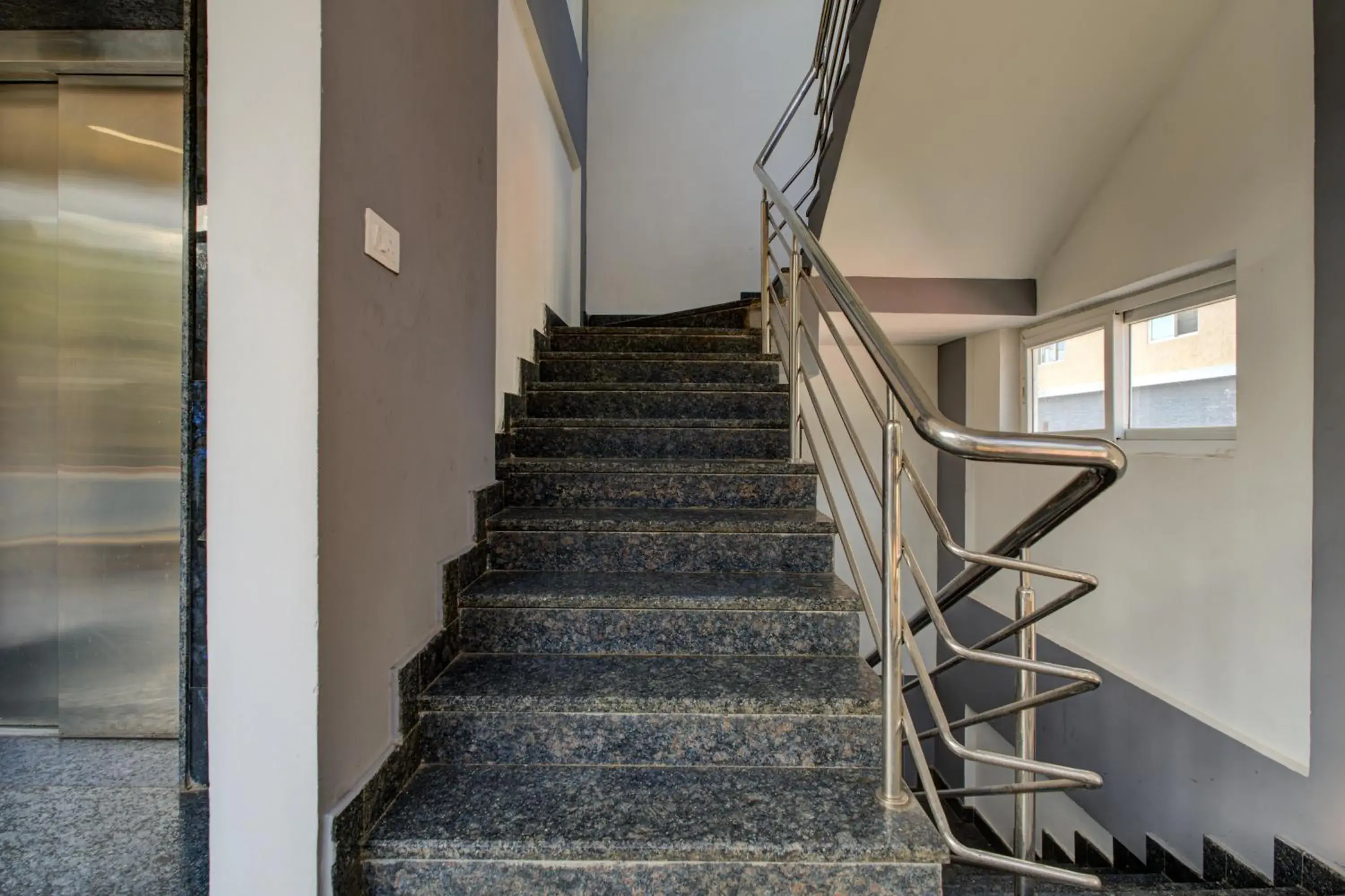 Property building in Silverkey Hotel Yelahanka Property building in Silverkey Hotel Yelahanka