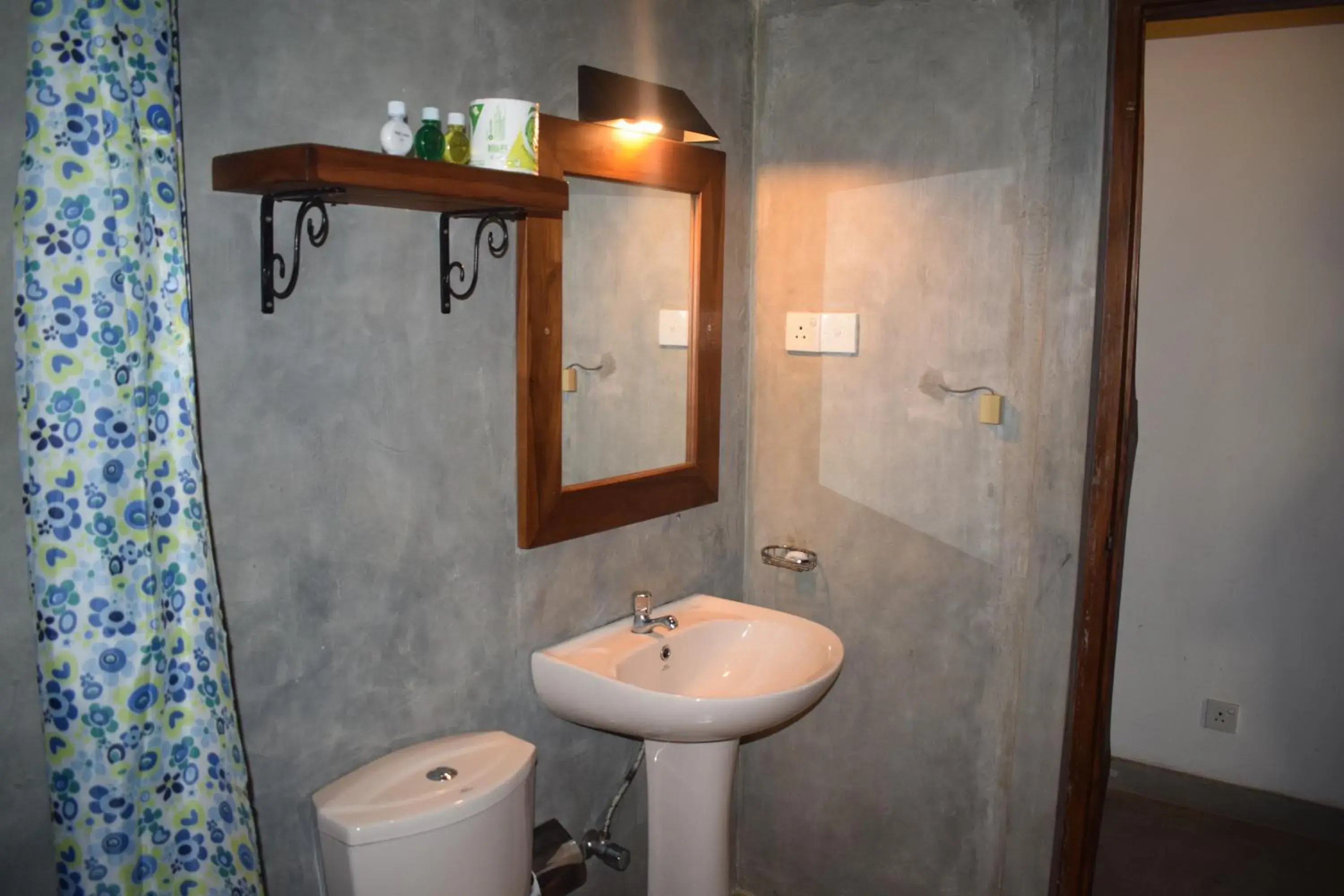 Deluxe Double Room in Nil Diya Mankada Safari Lodge Deluxe Double Room in Nil Diya Mankada Safari Lodge