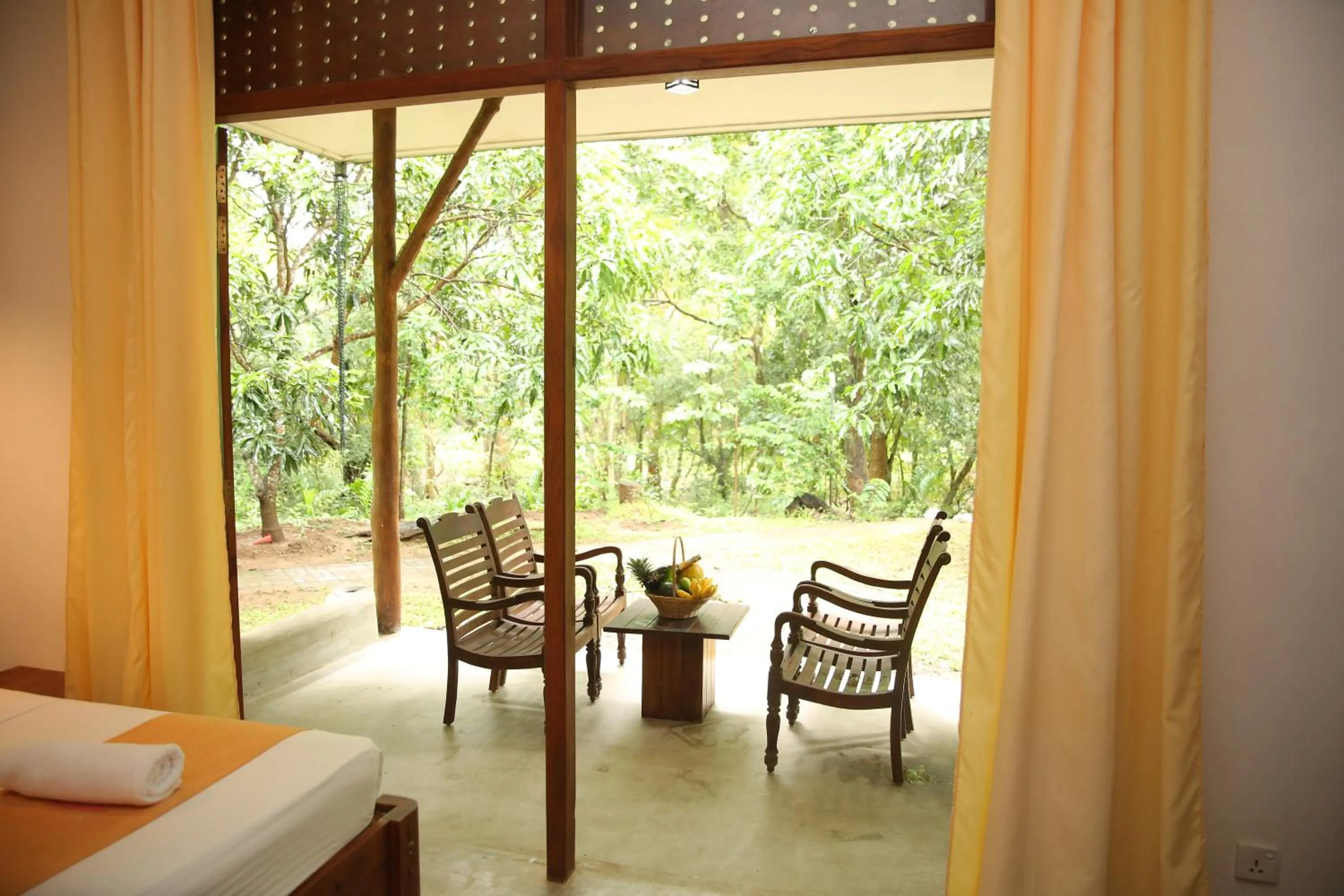 Nil Diya Mankada Safari Lodge
