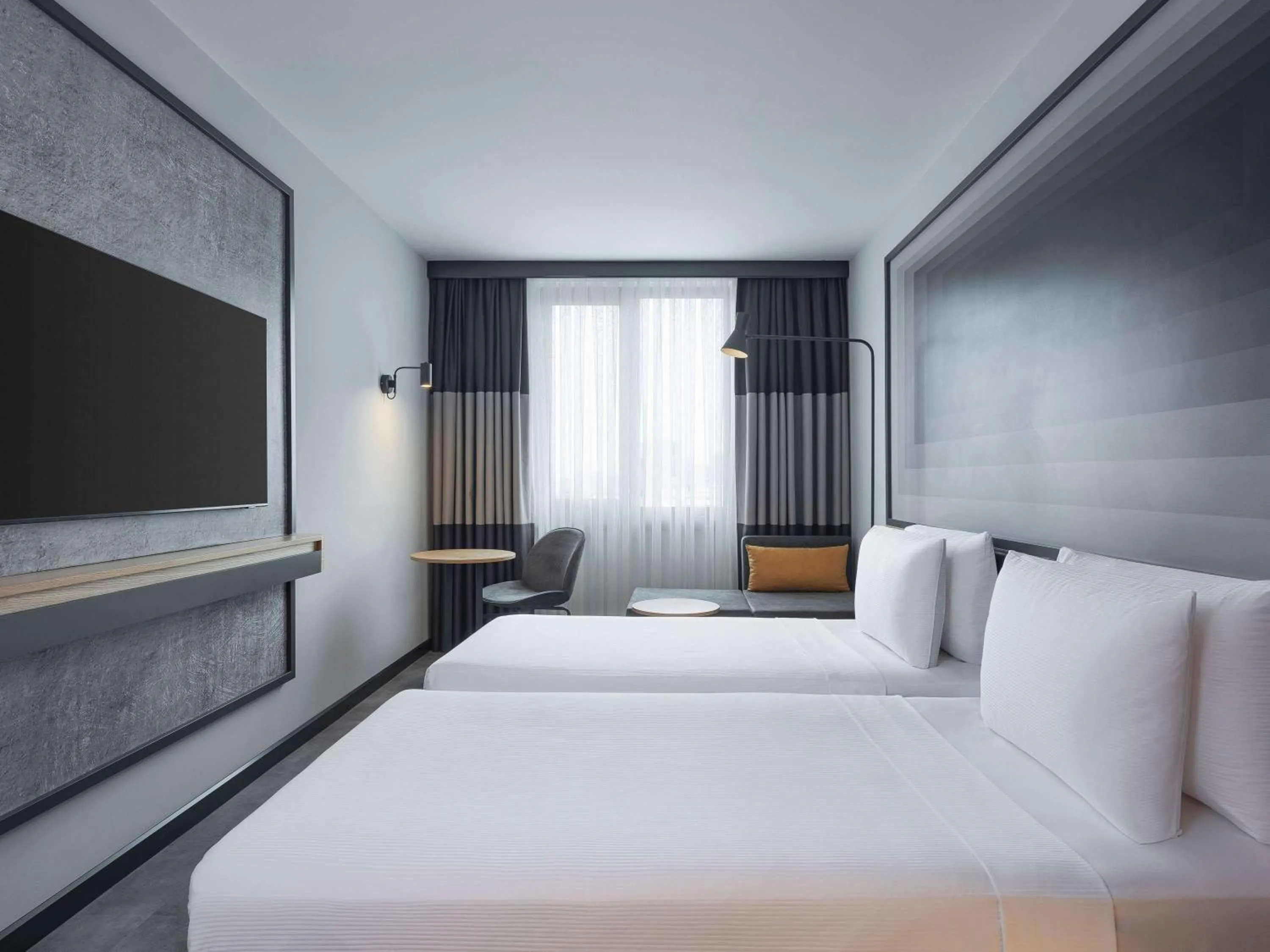 Superior Twin Room with Courtyard View in ibis Istanbul Sisli