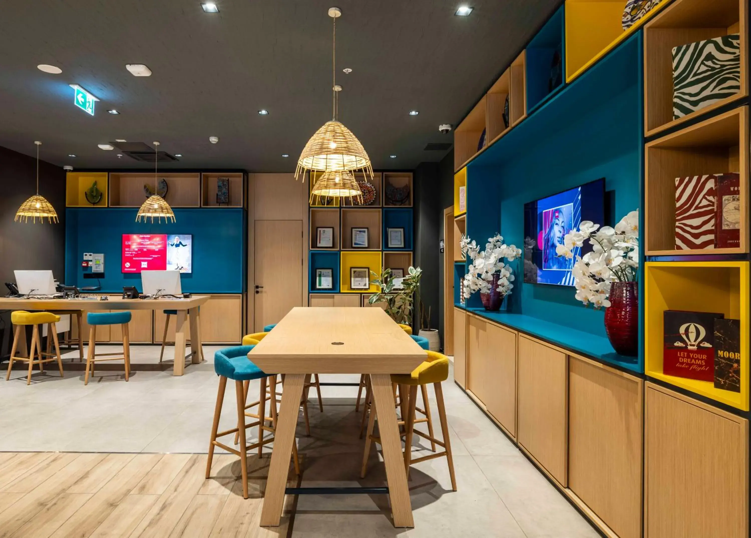 Lobby or reception in ibis Istanbul Sisli Lobby or reception in ibis Istanbul Sisli