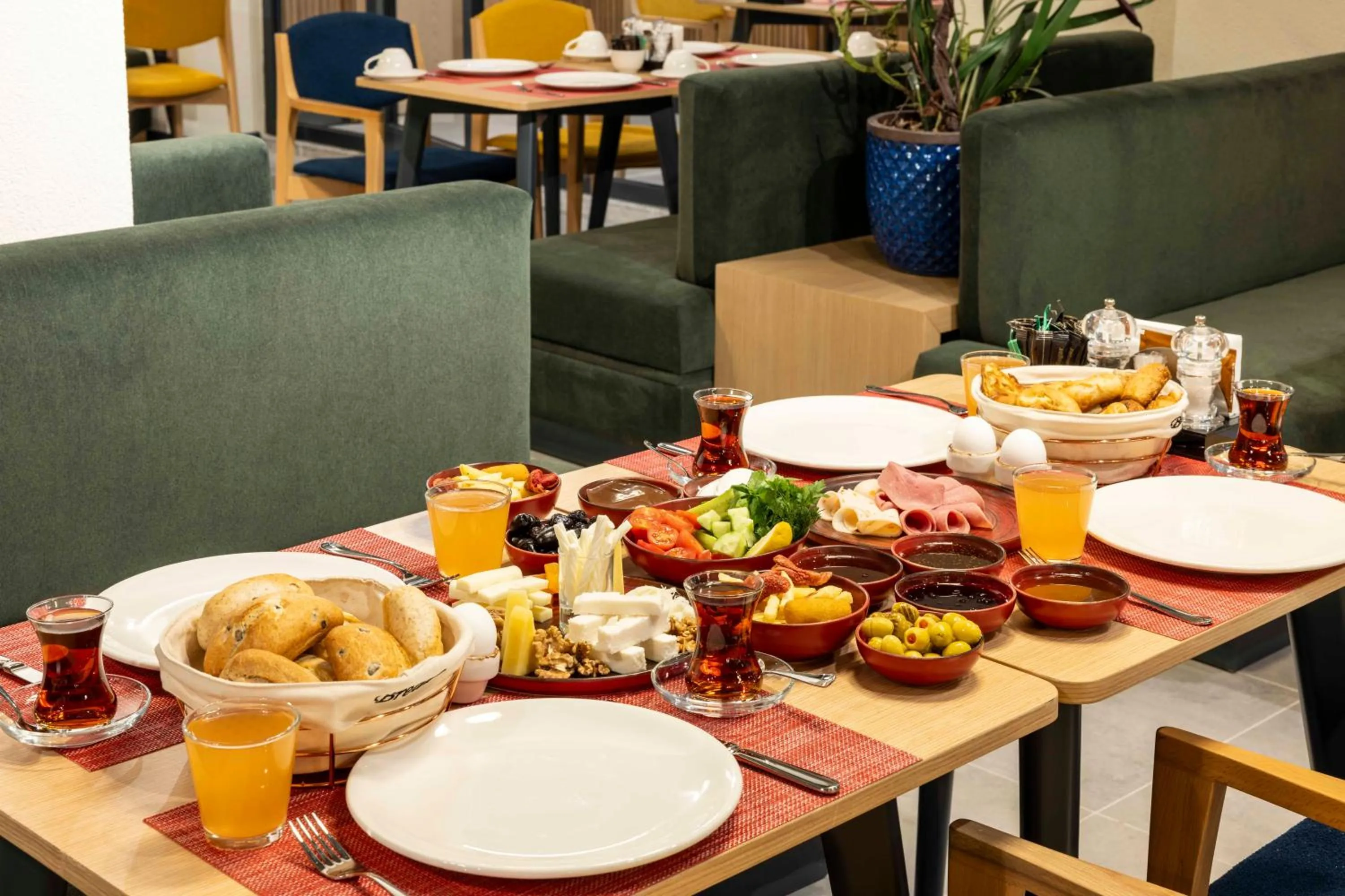 Continental breakfast in ibis Istanbul Sisli