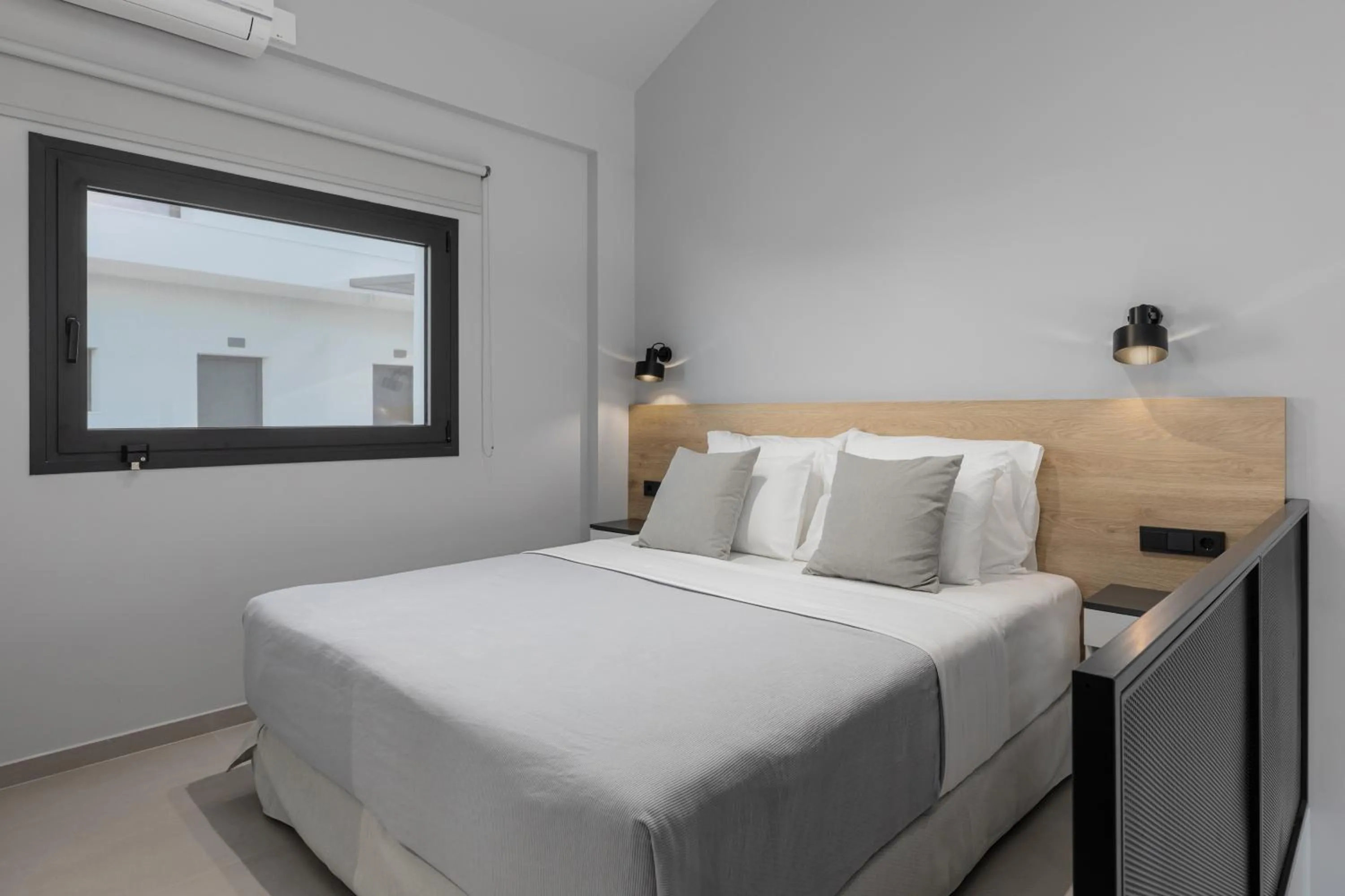 Bed in The 8 Suites