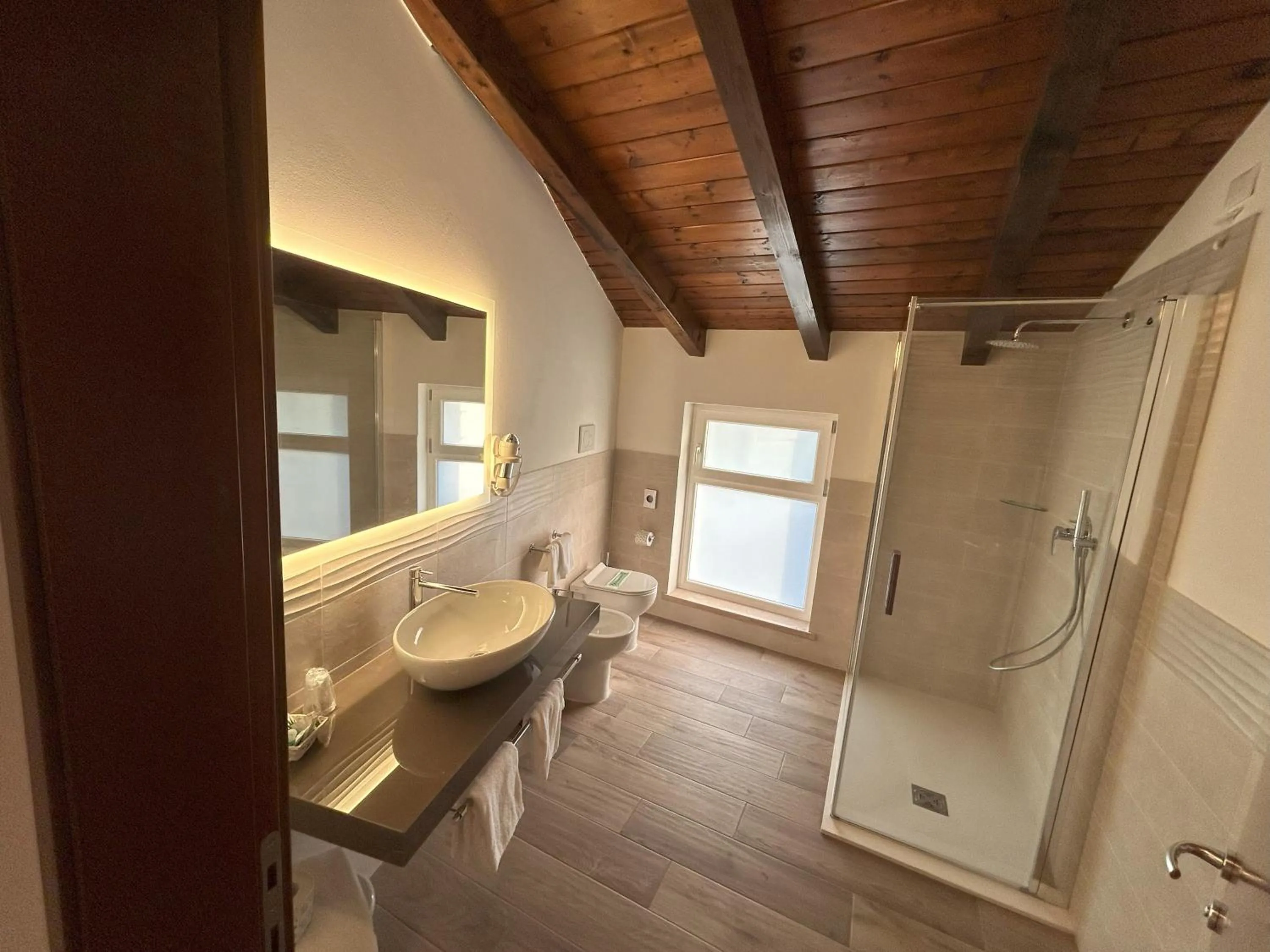 Shower in La Casetta