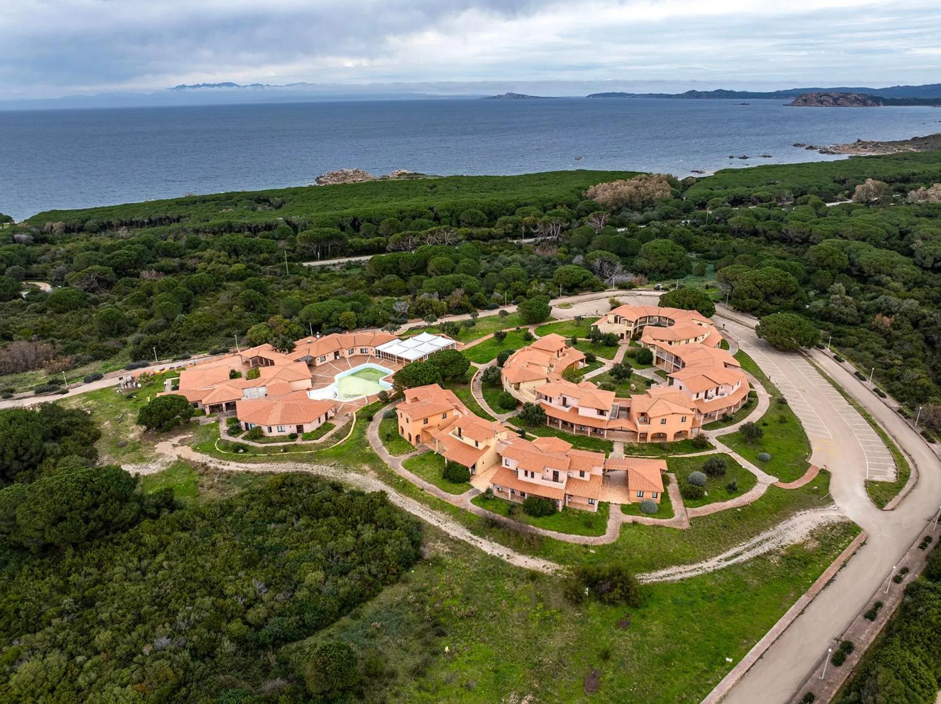 Property building in Résidence Pierre & Vacances Vignola Mare