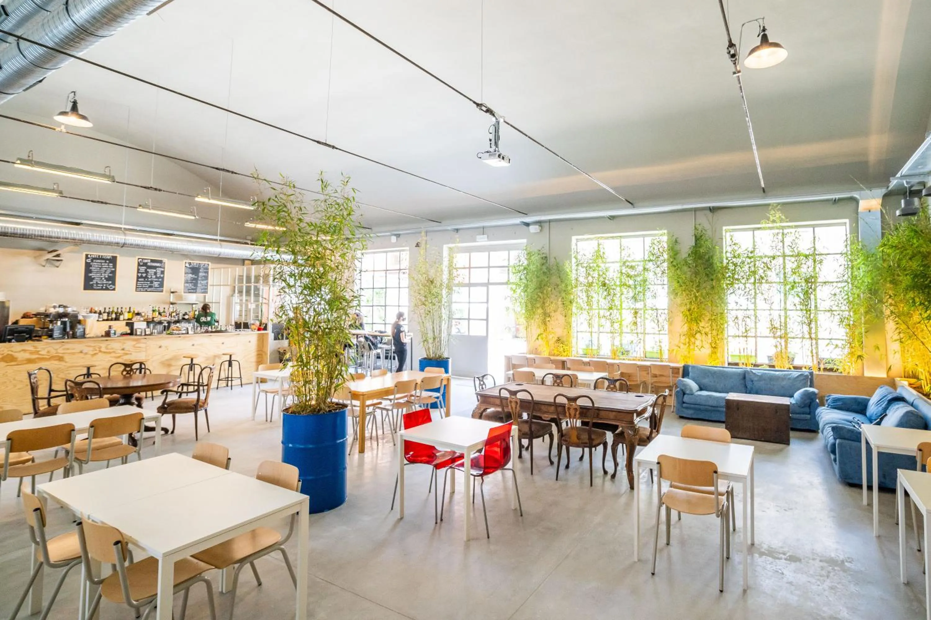 Restaurant/places to eat in Bovisa Urban Garden
