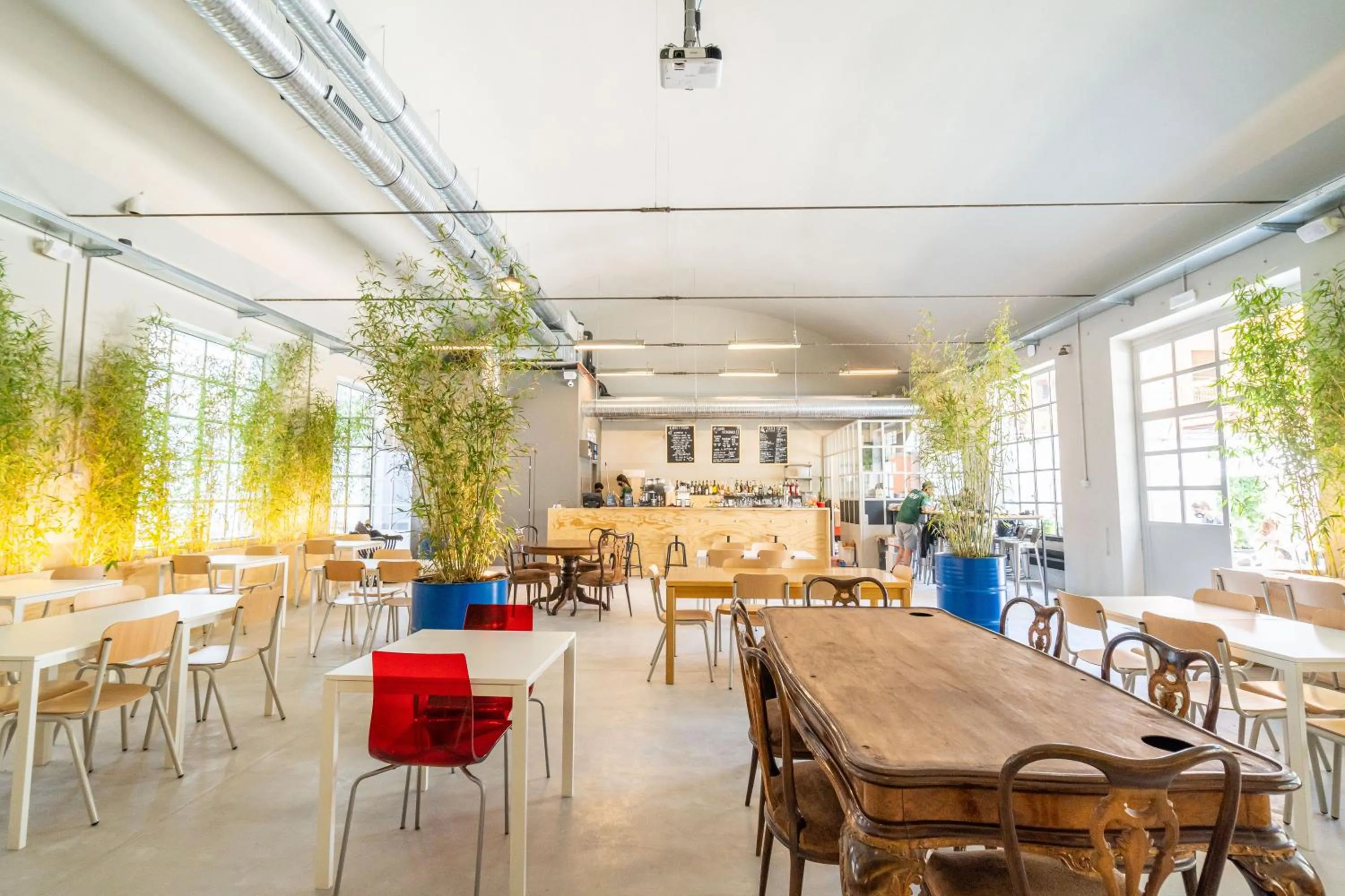 Restaurant/places to eat in Bovisa Urban Garden