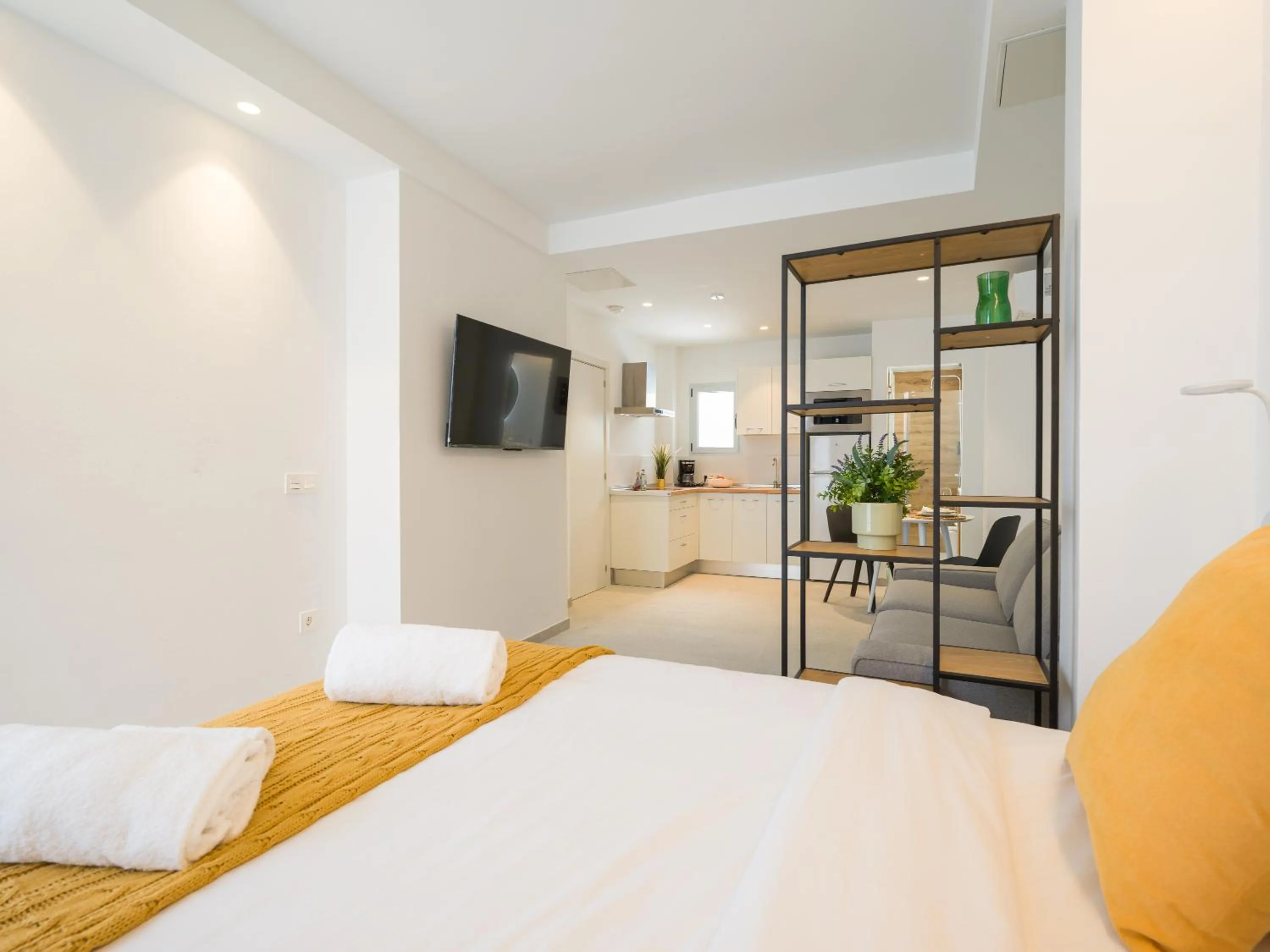 Bed in Shabolo Apartments Las Palmas