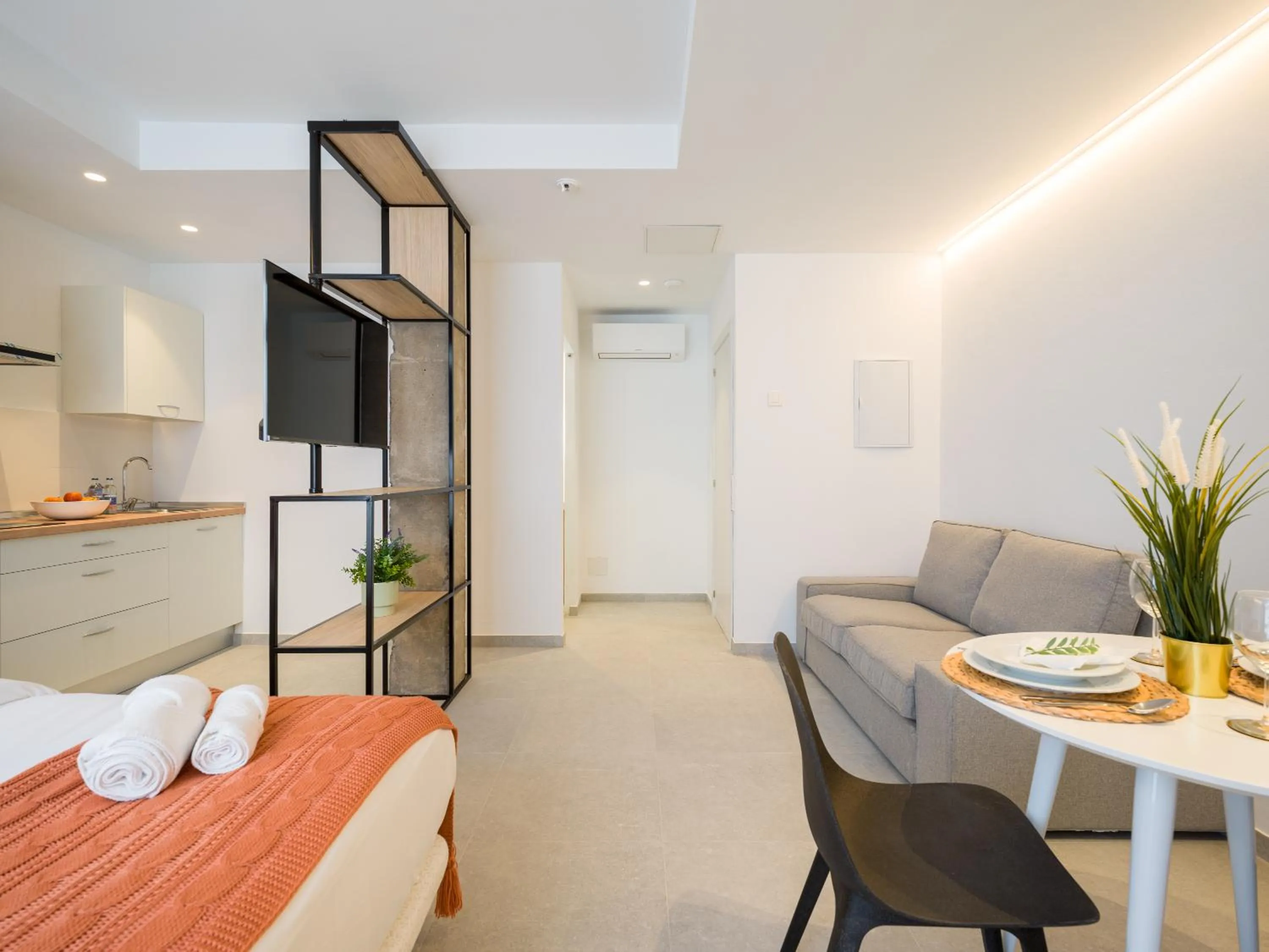 Bed in Shabolo Apartments Las Palmas