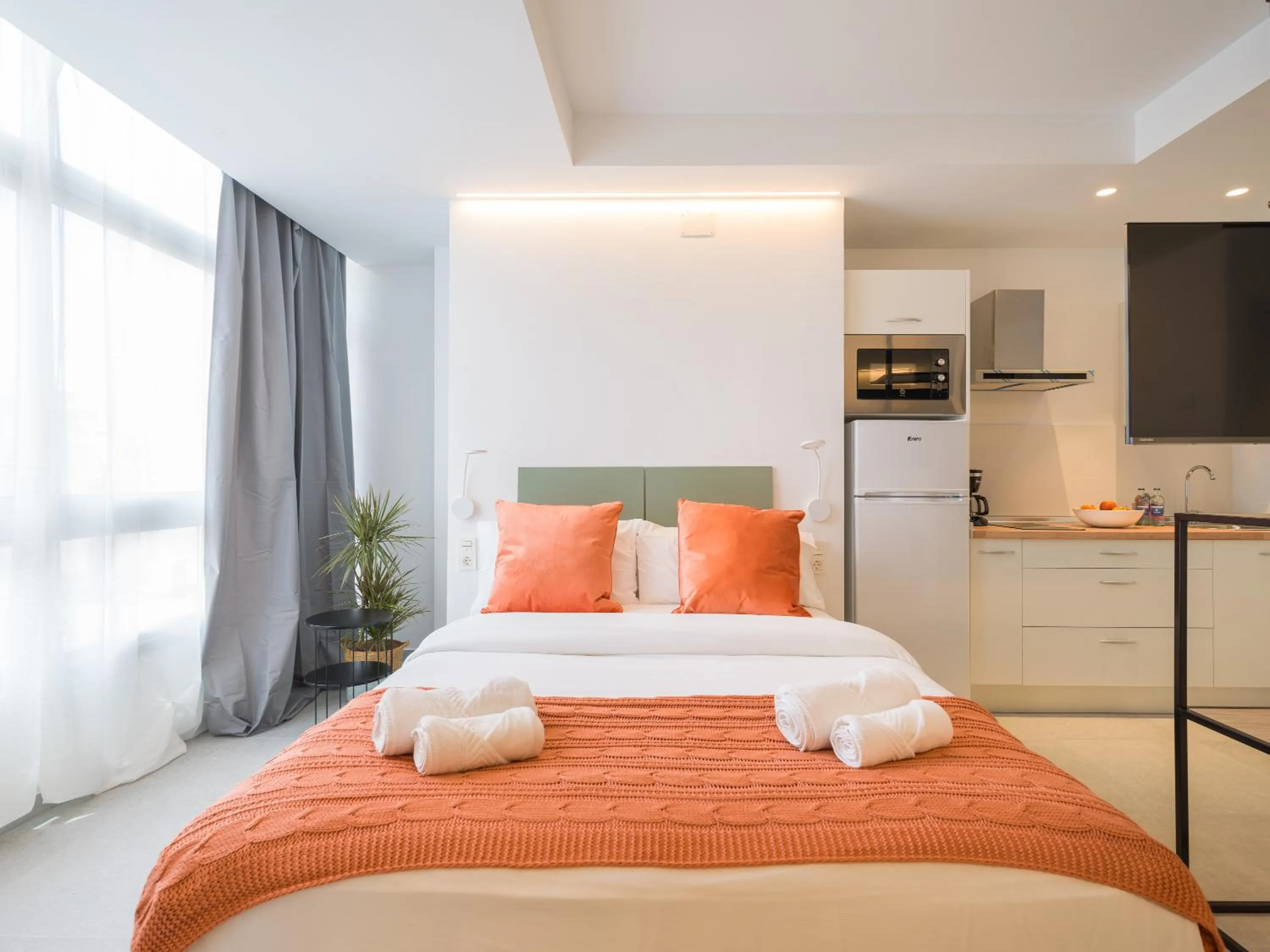 Bed in Shabolo Apartments Las Palmas