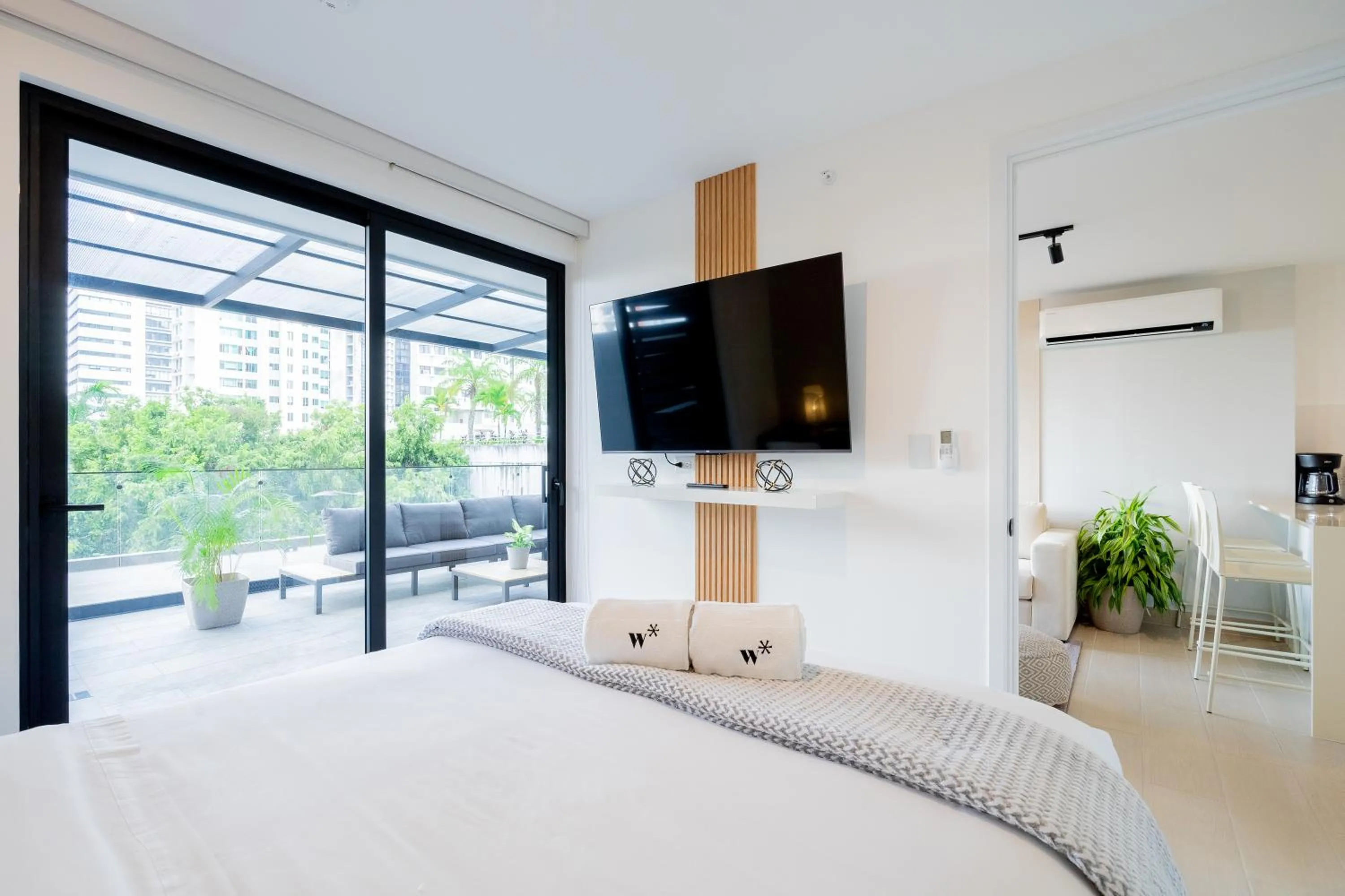 Bedroom, Bed in Wynwood House San Francisco