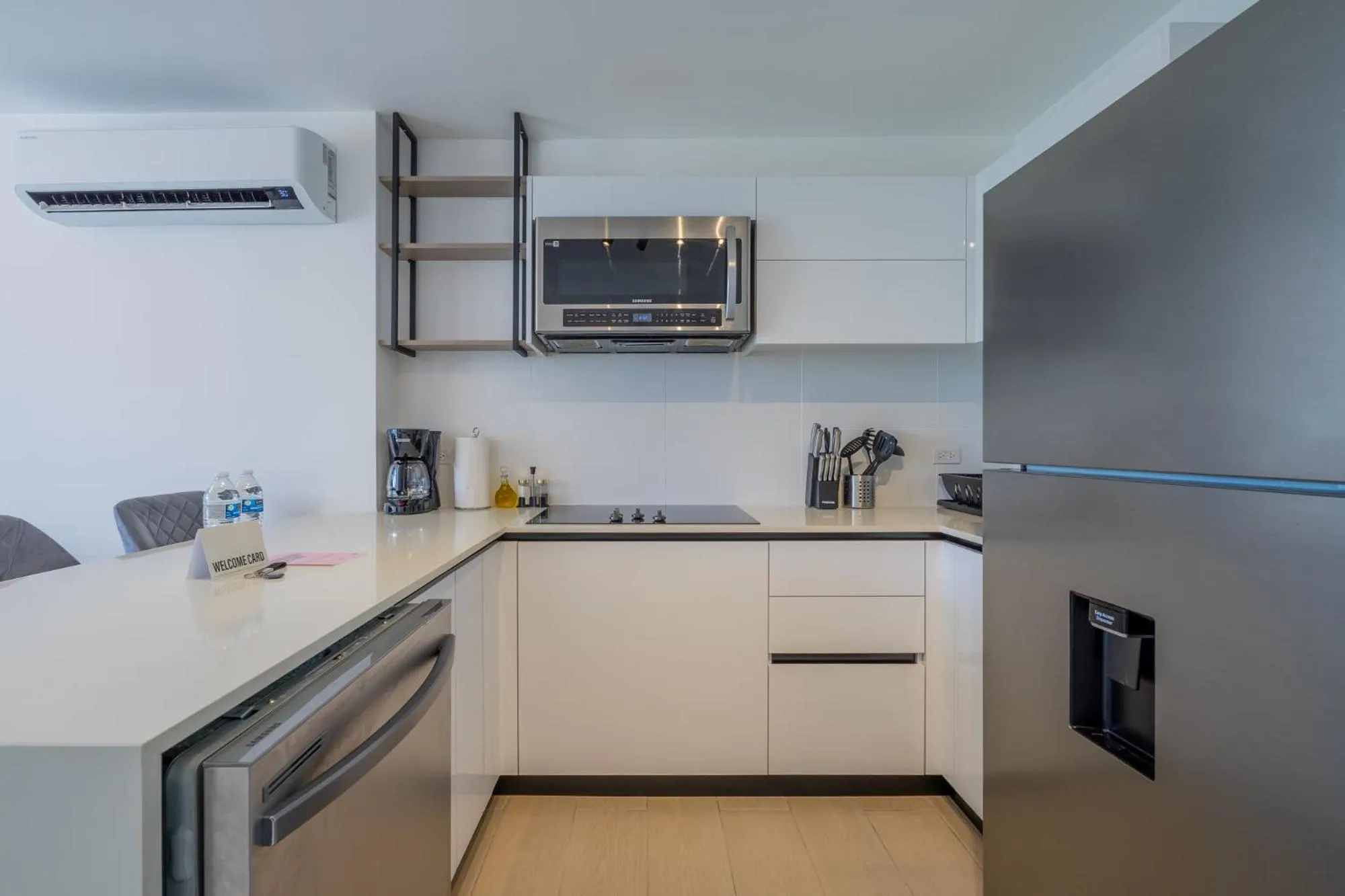 Kitchen or kitchenette in Wynwood House San Francisco