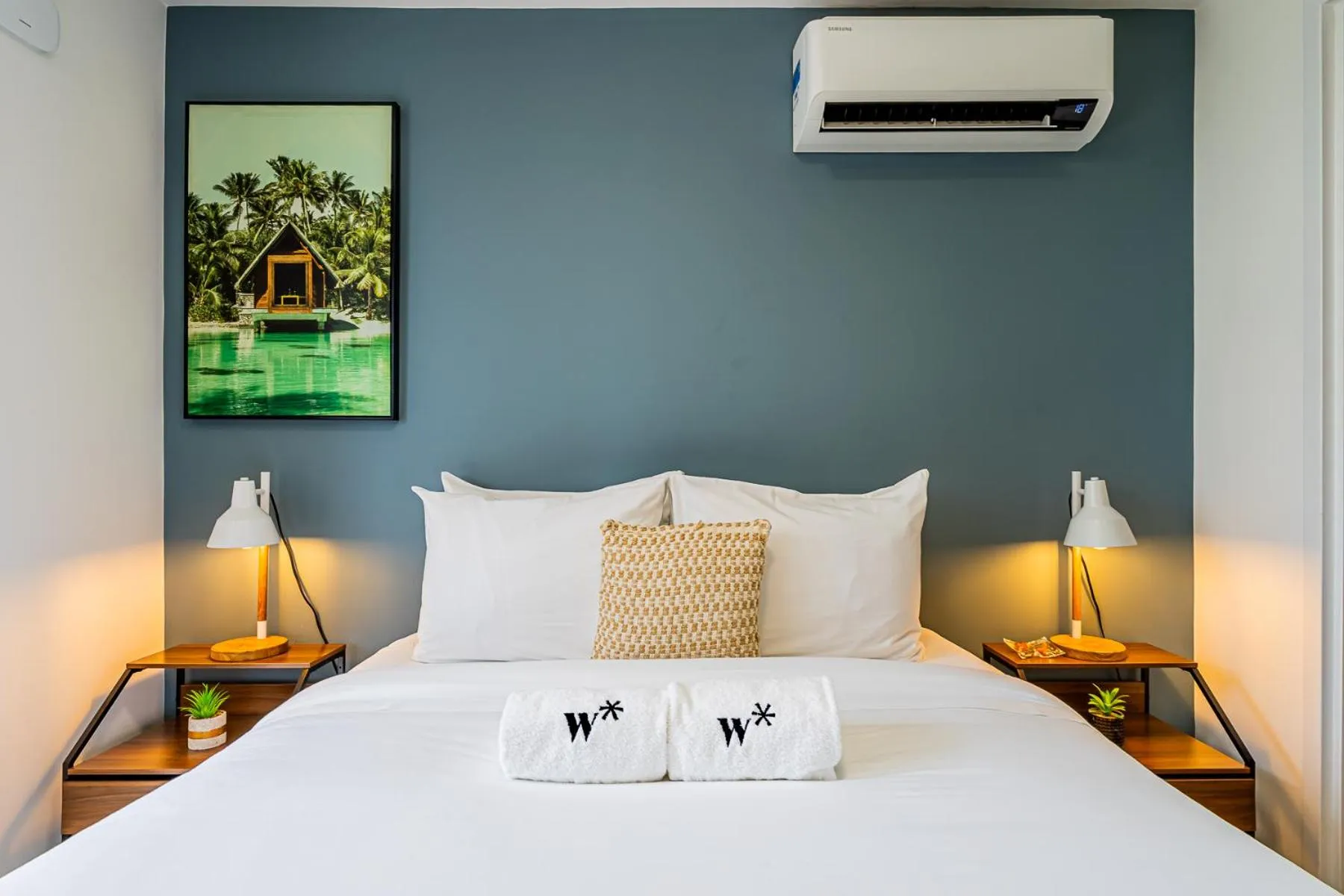 Bedroom, Bed in Wynwood House San Francisco