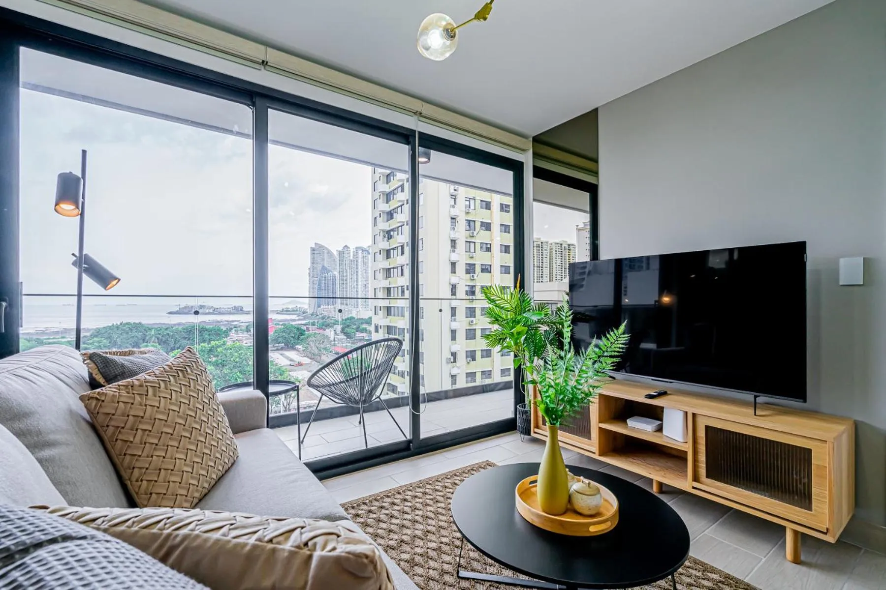 Living room in Wynwood House San Francisco