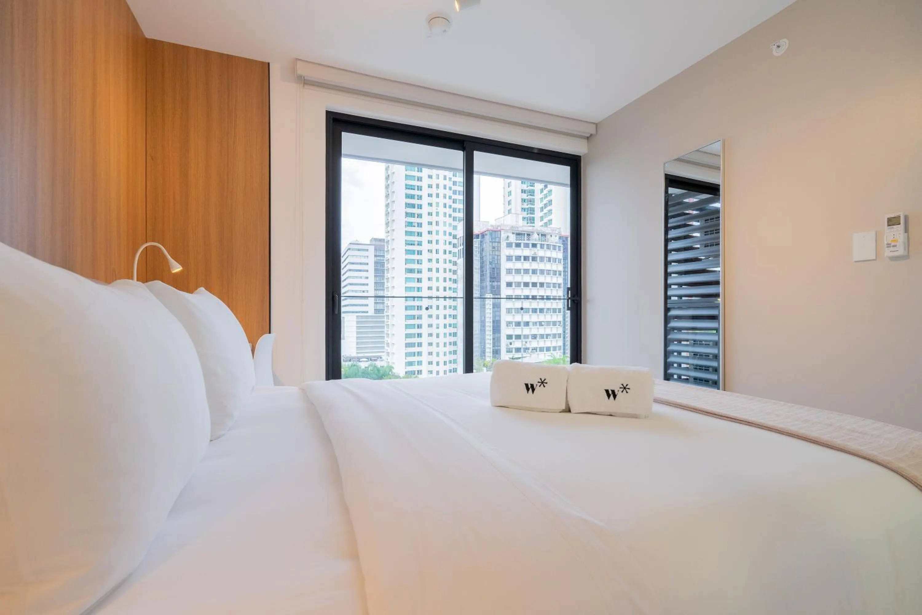 Bedroom, Bed in Wynwood House San Francisco