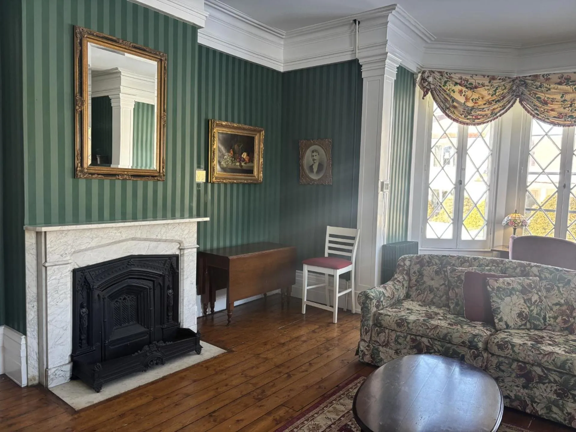 Beekman Arms and Delamater Inn