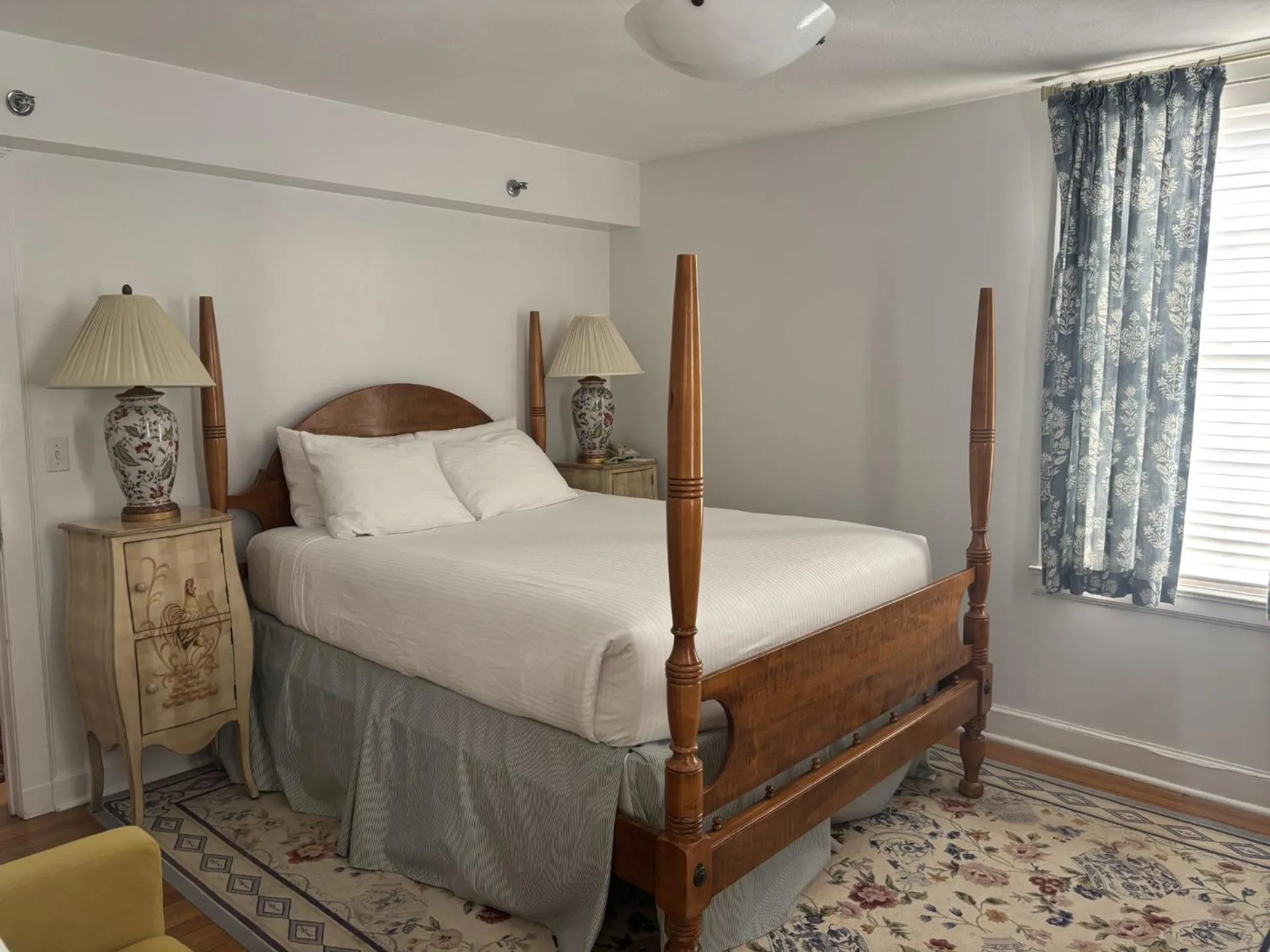 Beekman Arms and Delamater Inn