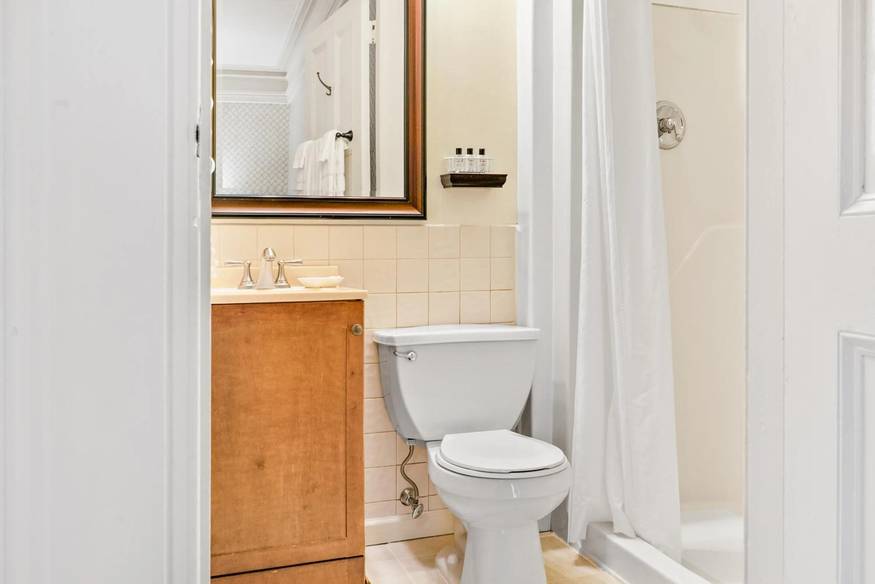 Beekman Arms and Delamater Inn