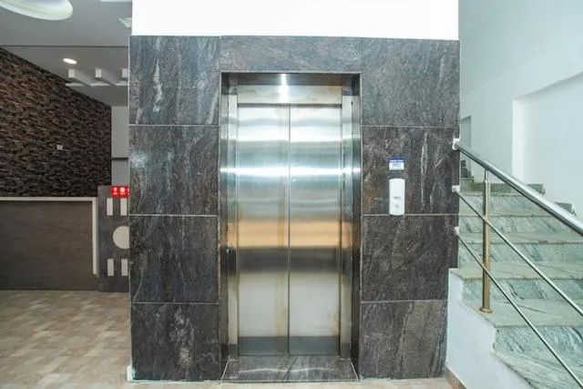 acessibility in Western Silicon Hotel