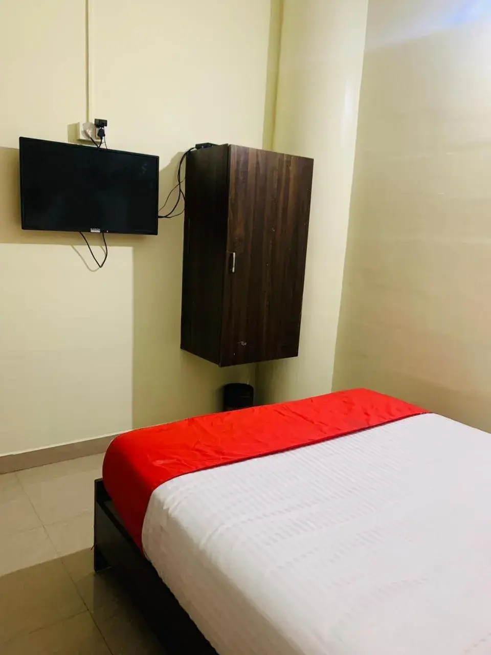 Bed in Western Silicon Hotel Bed in Western Silicon Hotel