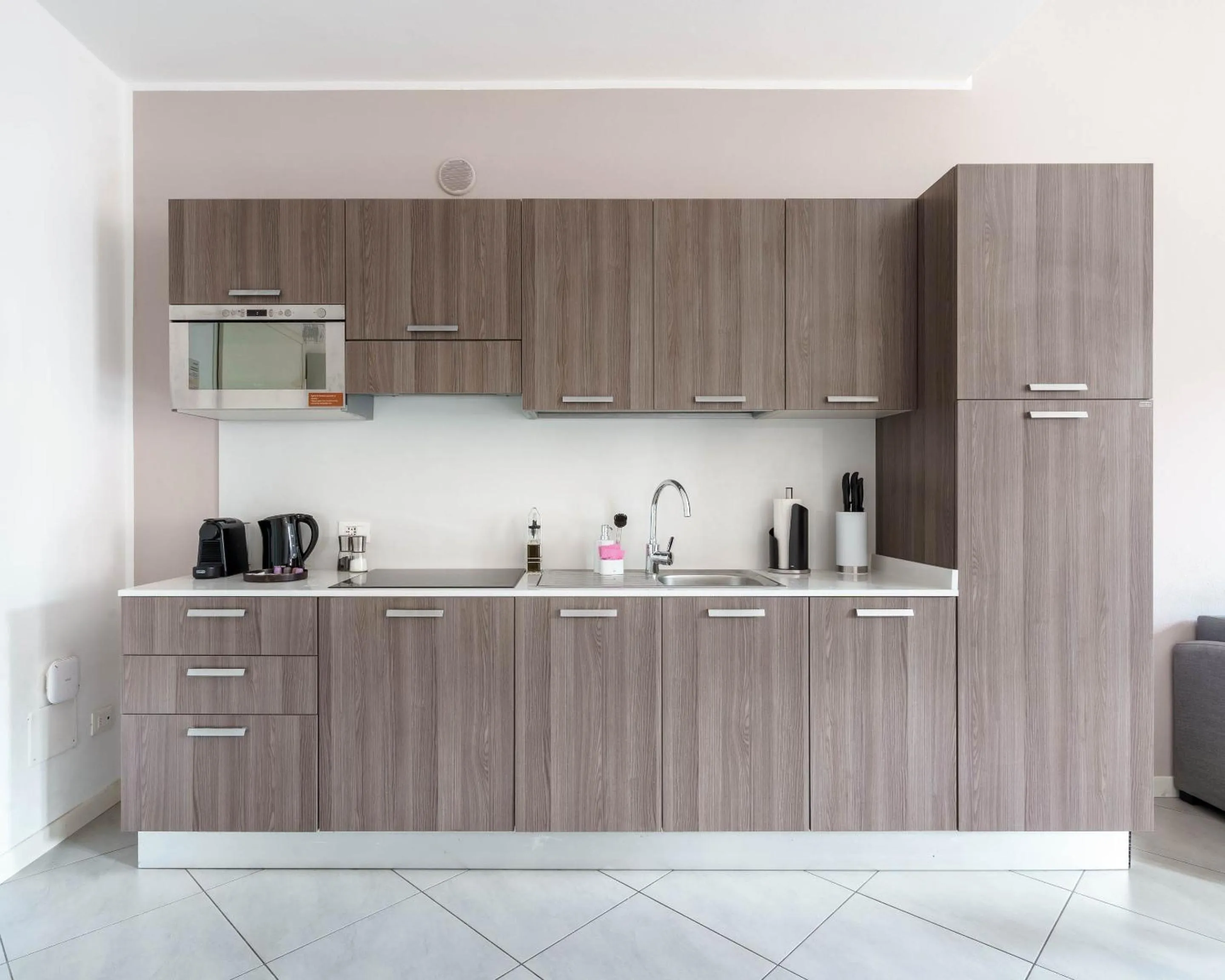 Coffee/tea facilities in Limehome Verona La Vigna in Città