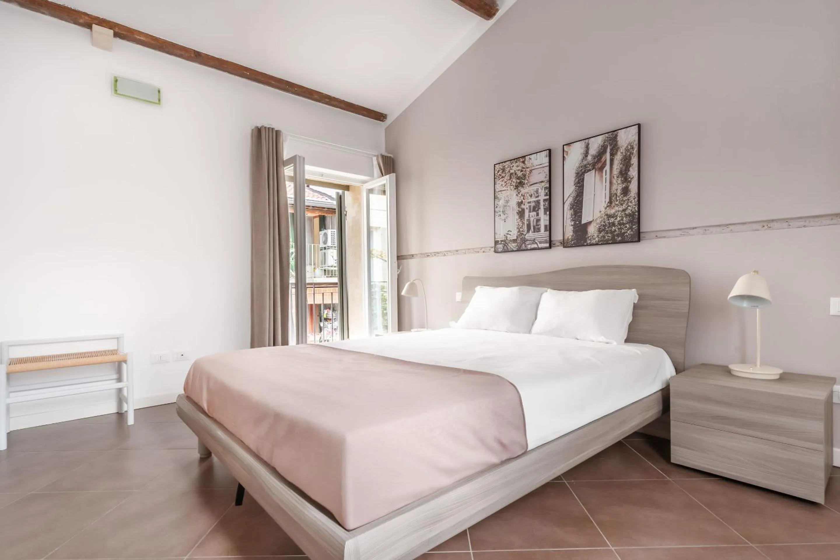 Bed in Limehome Verona La Vigna in Città