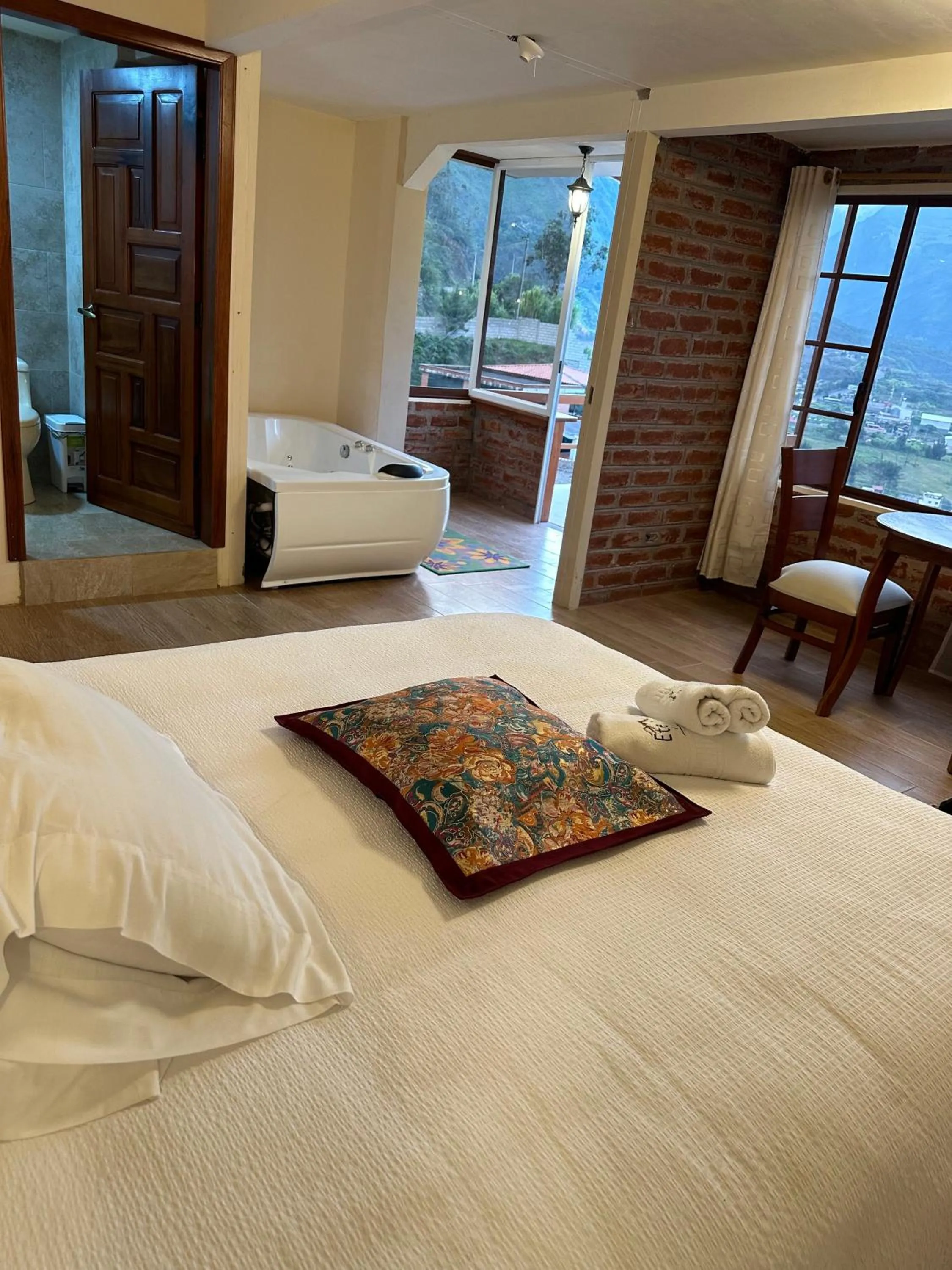 Bed in Spa Hotel Etelvina