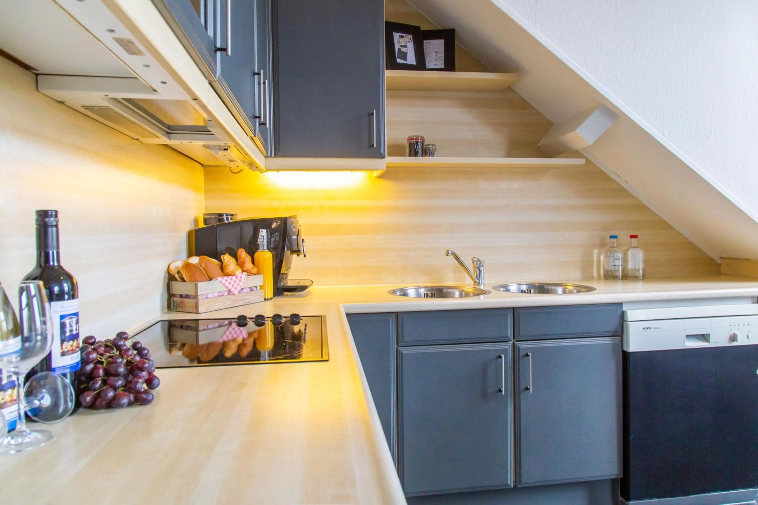 Coffee/tea facilities in Hotel Pannenkoekhuis Vierwegen