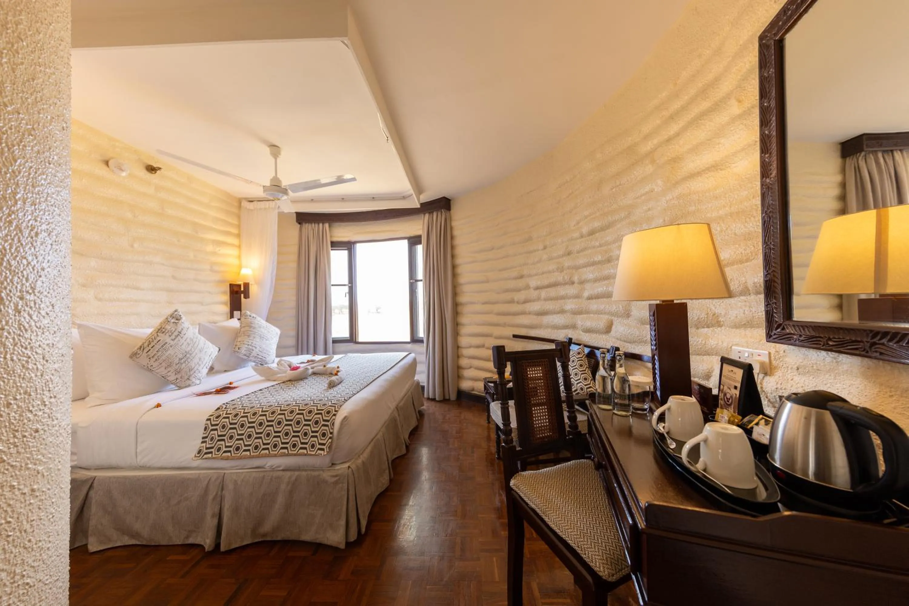 View (from property/room), Bed in Salt Lick Safari Lodge