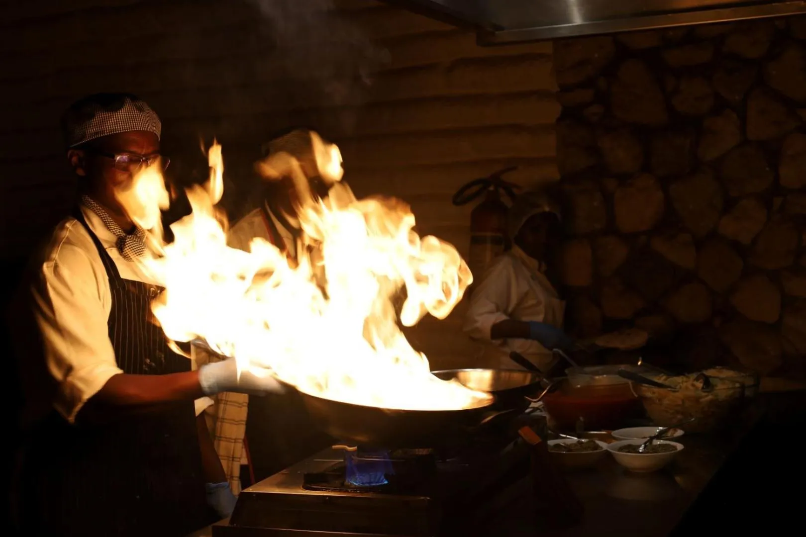 Restaurant/places to eat in Salt Lick Safari Lodge