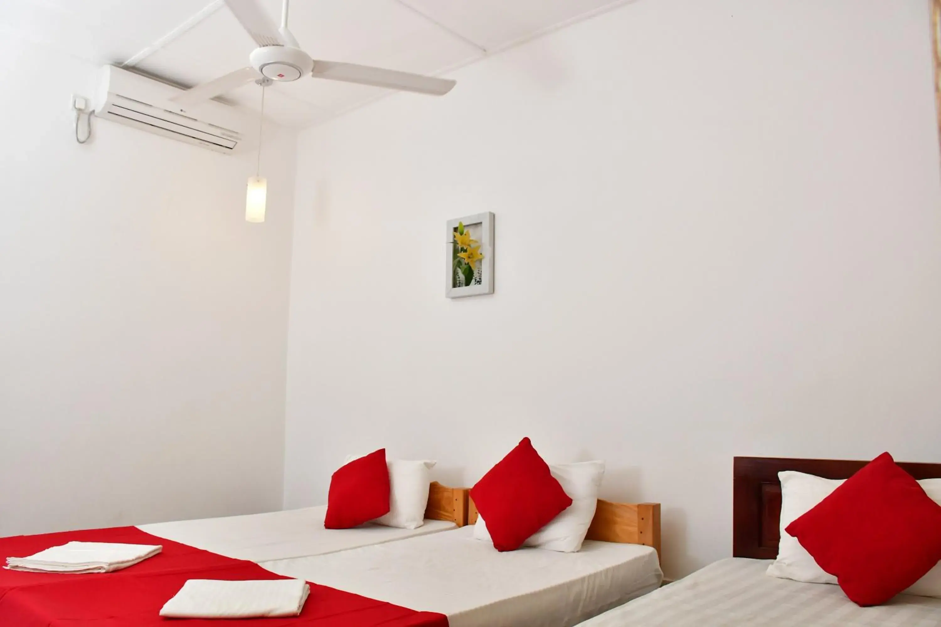 Standard Triple Room in Sea Way Hotel Standard Triple Room in Sea Way Hotel