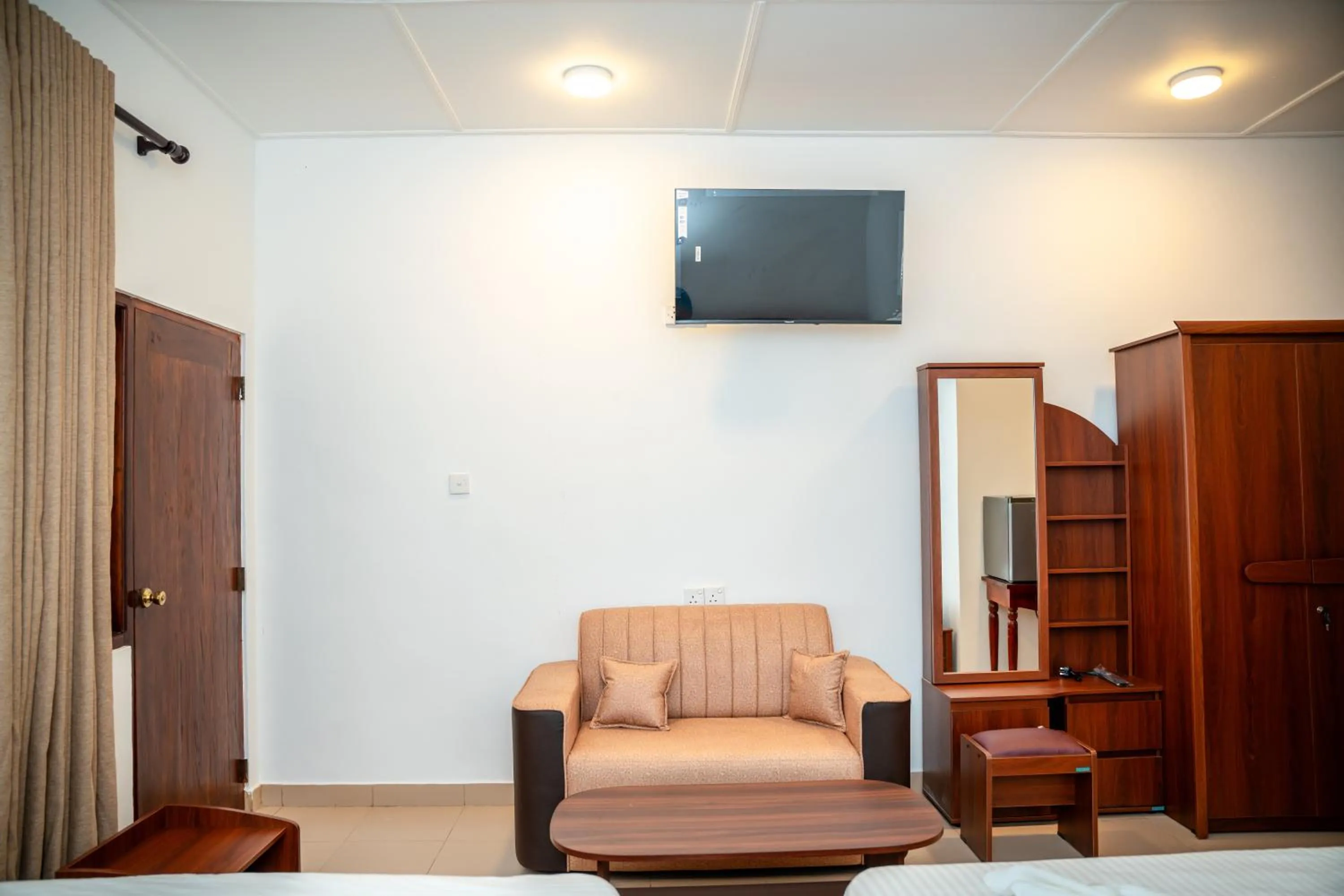 Sea Way Hotel