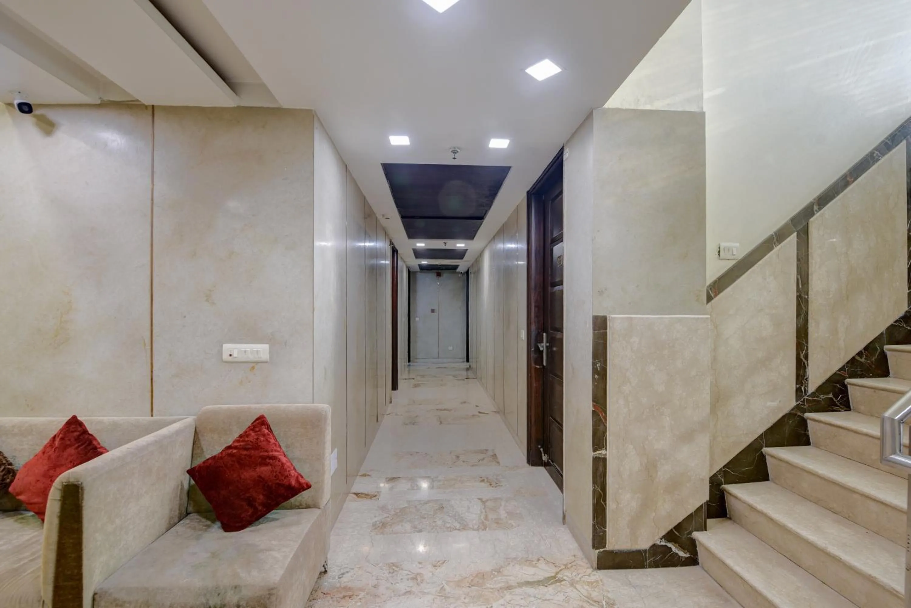 Living room in Qotel Signature Lavish Inn Rajouri Garden