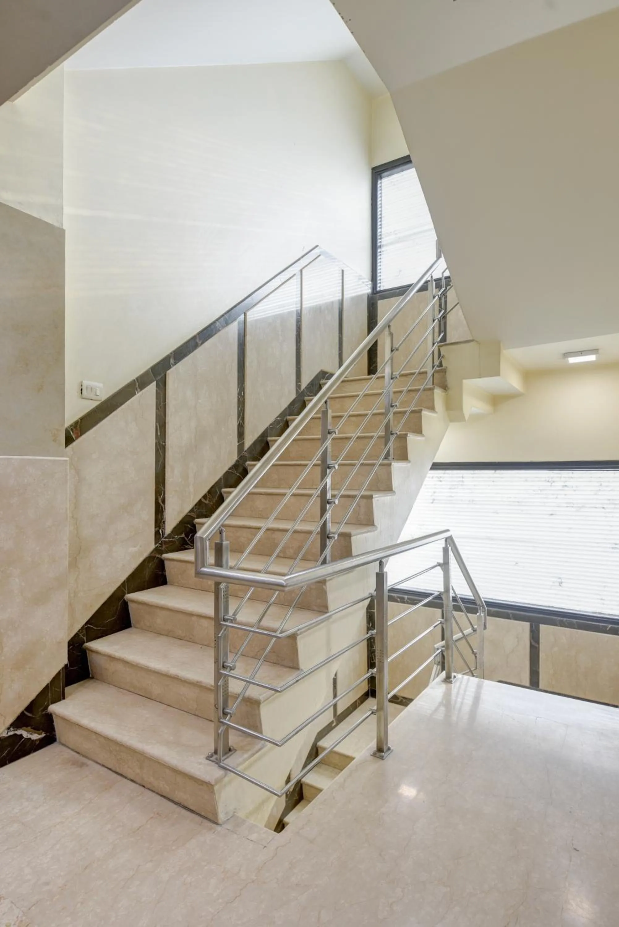 Lobby or reception in Qotel Signature Lavish Inn Rajouri Garden