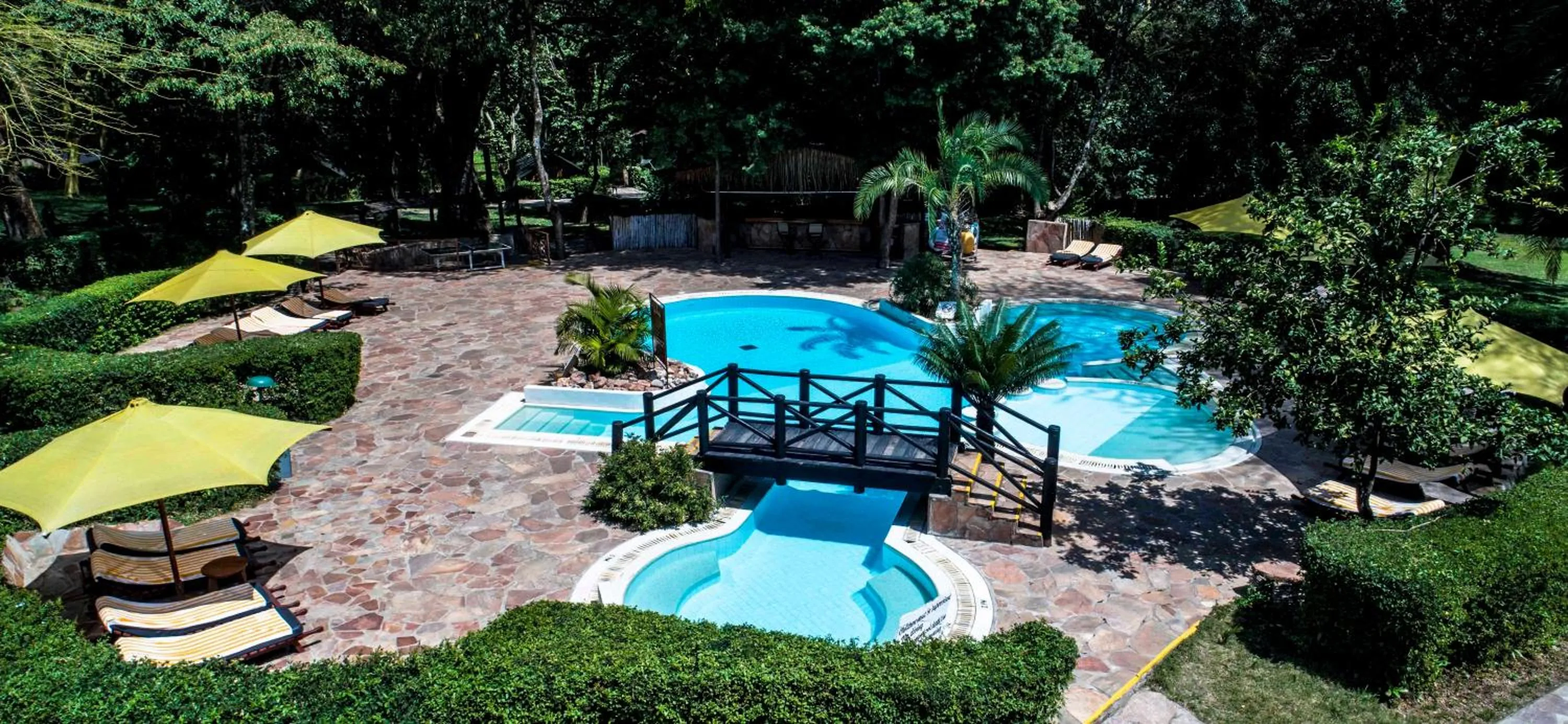 Swimming pool in Sarova Mara Game Camp