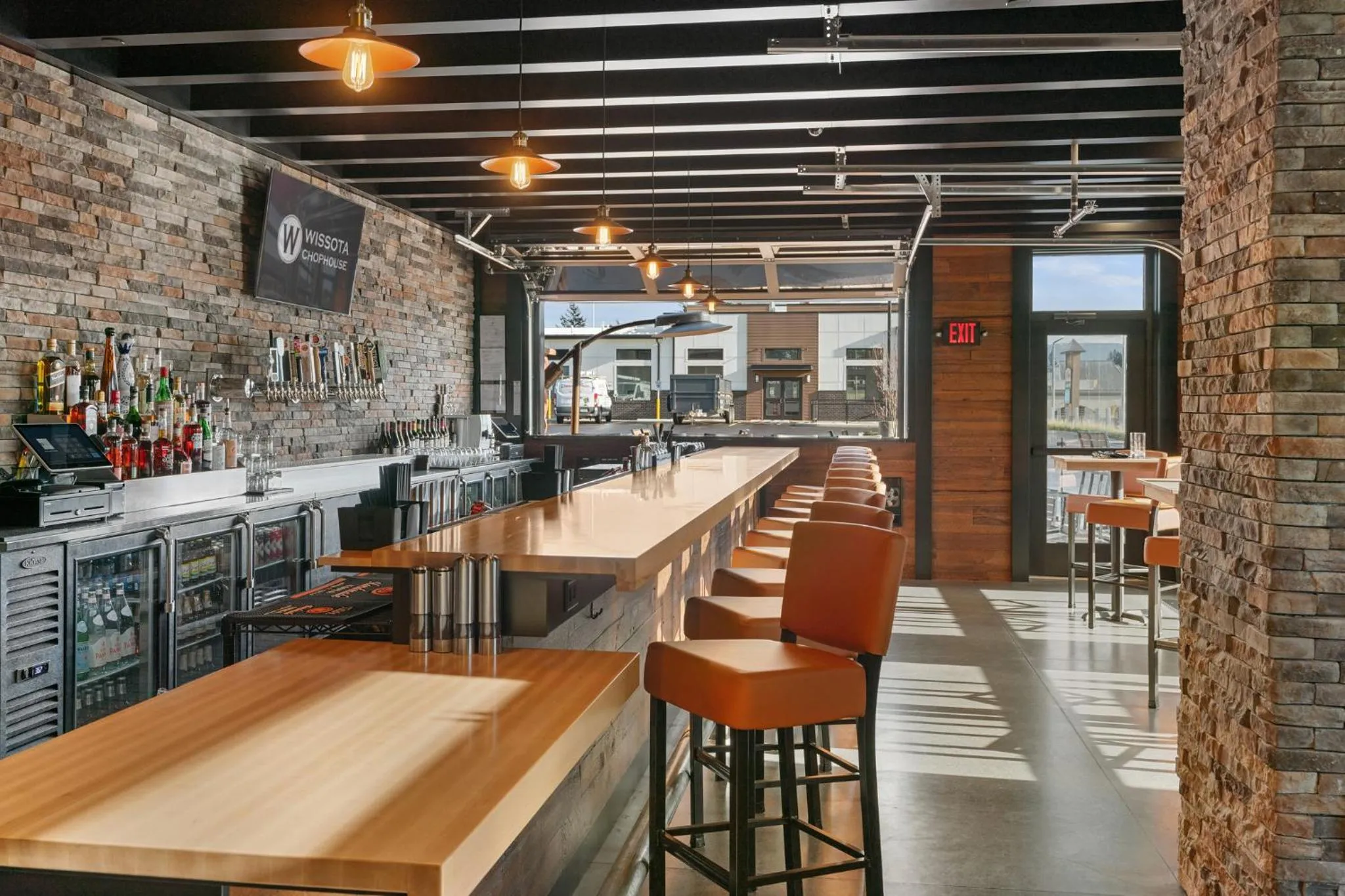 Lounge or bar in Cobblestone Hotel & Suites - Lynden