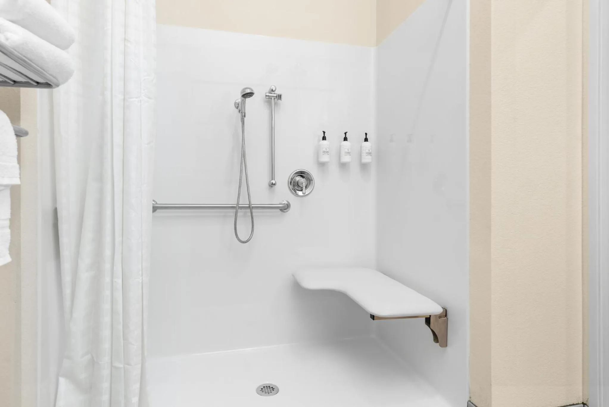 Bathroom in Cobblestone Hotel & Suites - Lynden