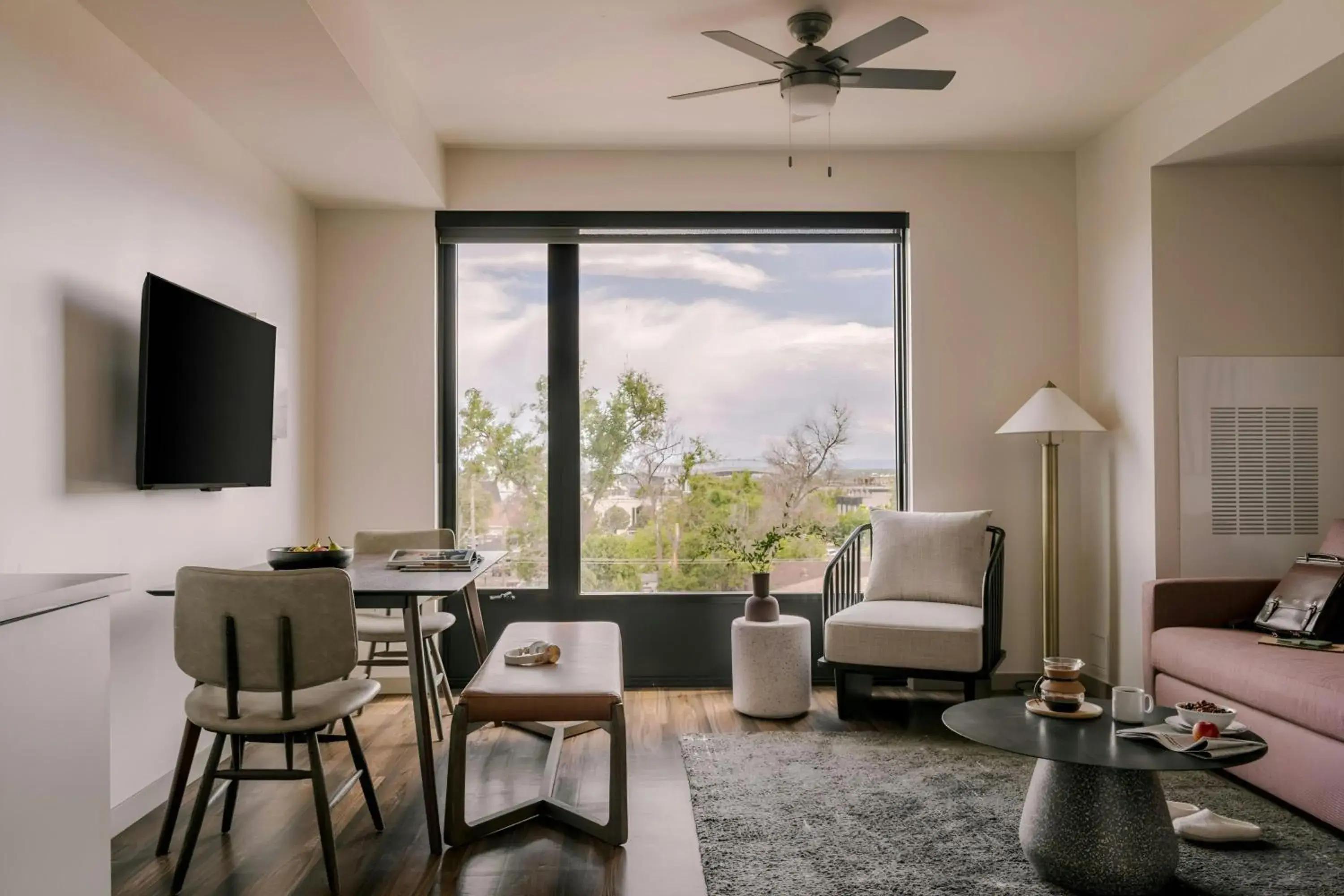 One-Bedroom King Apartment with Sofa Bed in Sonder Skyline Apartments LoHi One-Bedroom King Apartment with Sofa Bed in Sonder Skyline Apartments LoHi