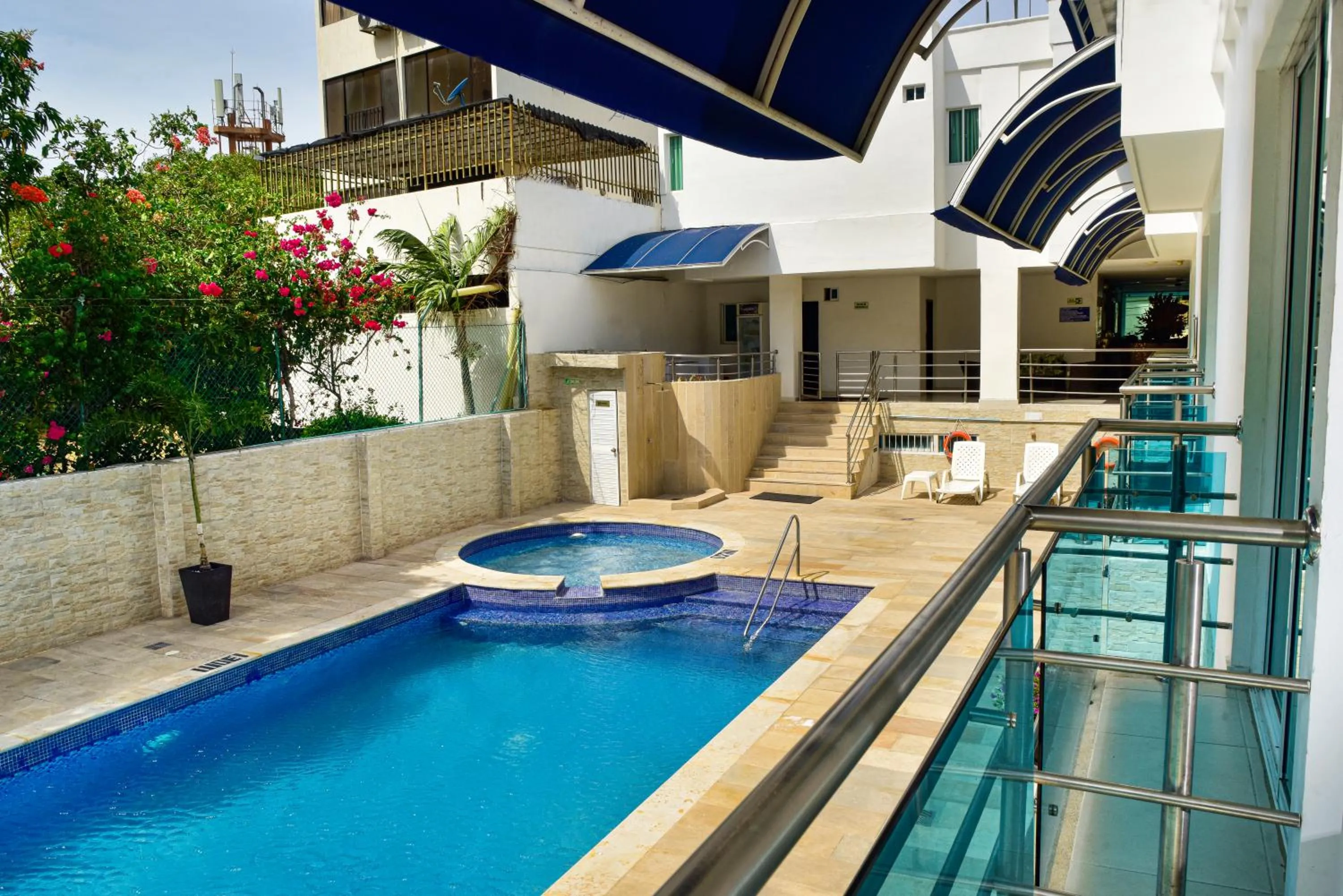 HOTEL AQUARELLA DEL MAR